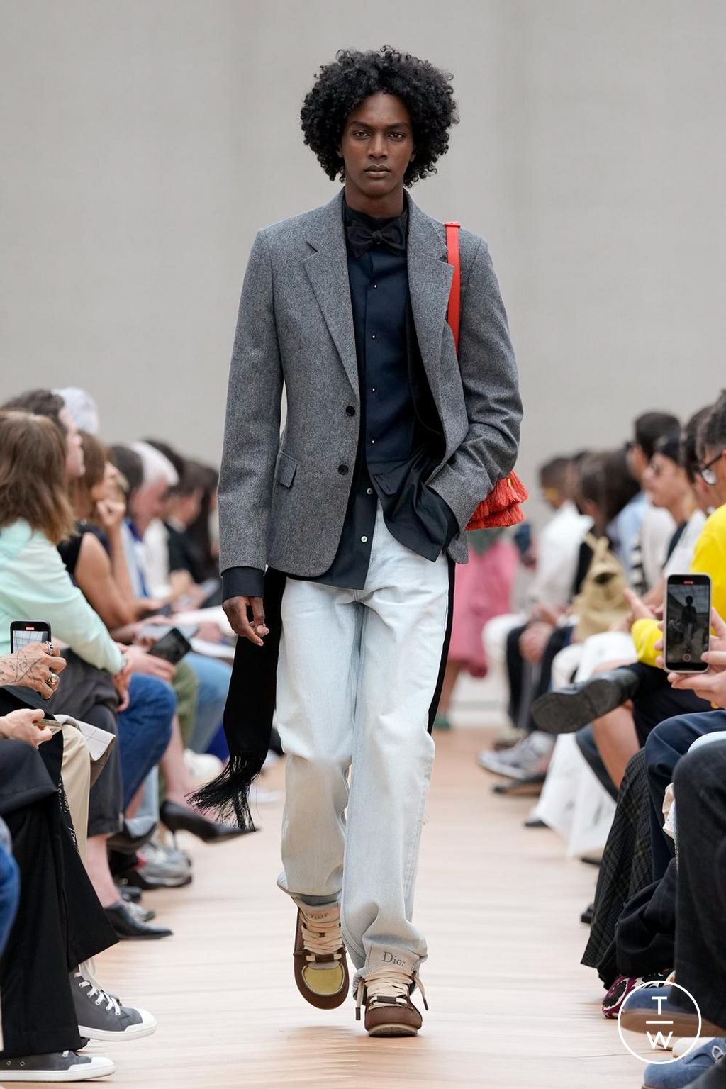 Fashion Week Paris Spring/Summer 2026 look 47 from the Dior Homme collection menswear