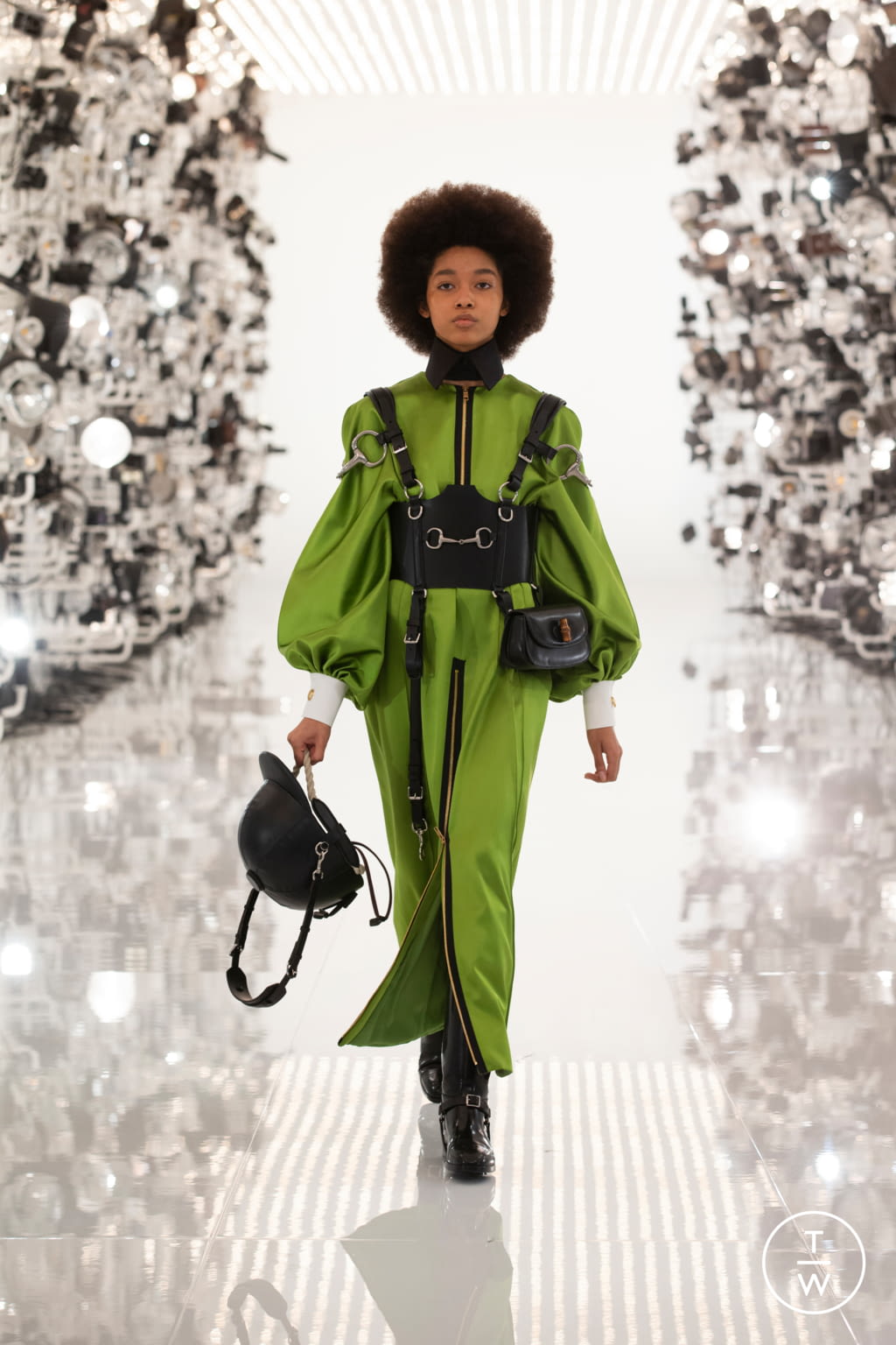 Fashion Week Milan Fall/Winter 2021 look 47 from the Gucci collection womenswear