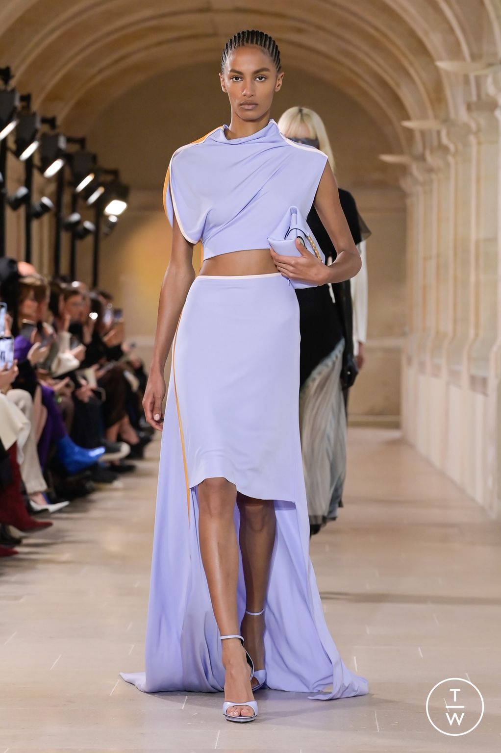 Fashion Week Paris Spring/Summer 2023 look 25 from the Victoria Beckham collection womenswear