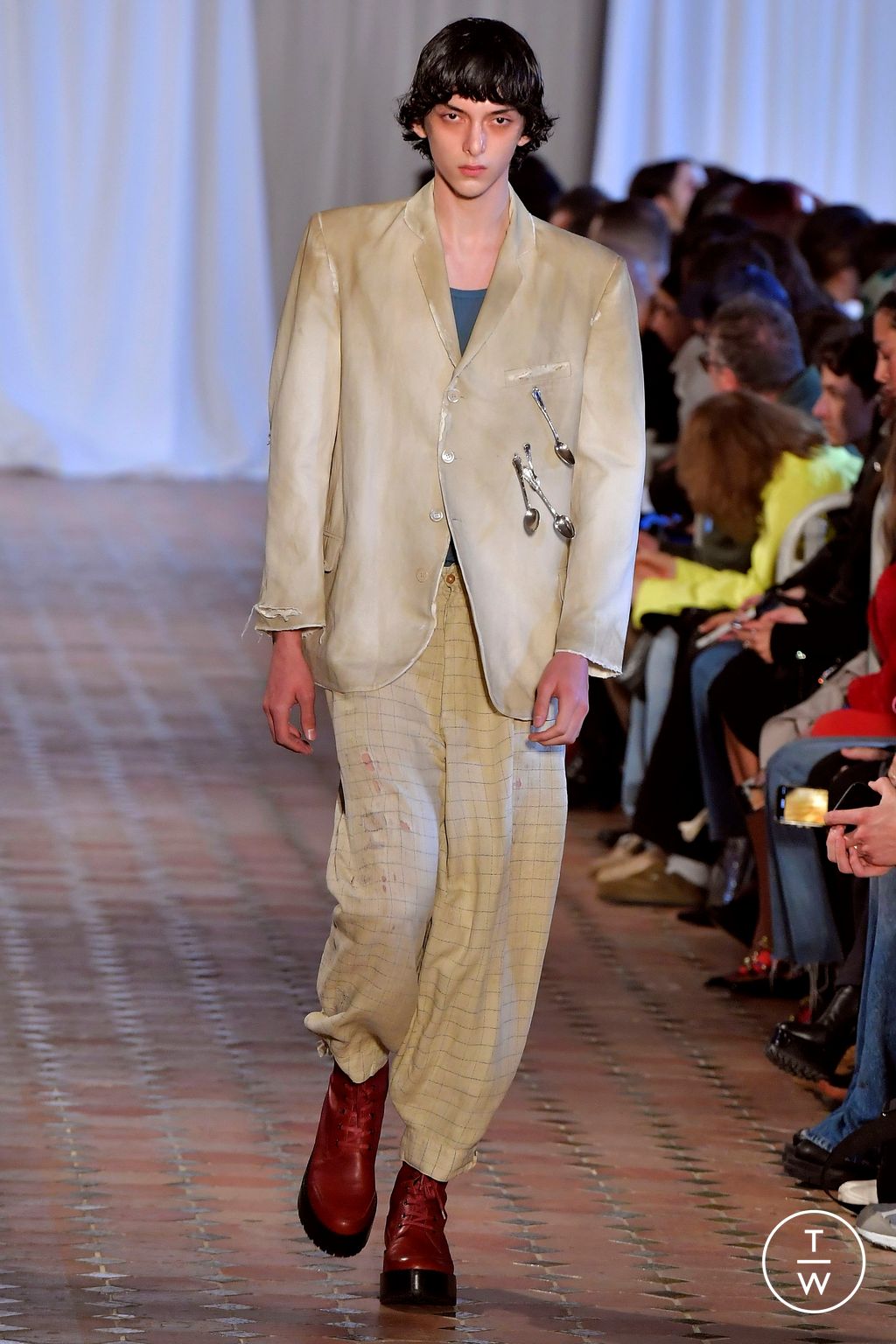 Fashion Week Paris Spring/Summer 2023 look 23 from the Enfants Riches Déprimés collection womenswear