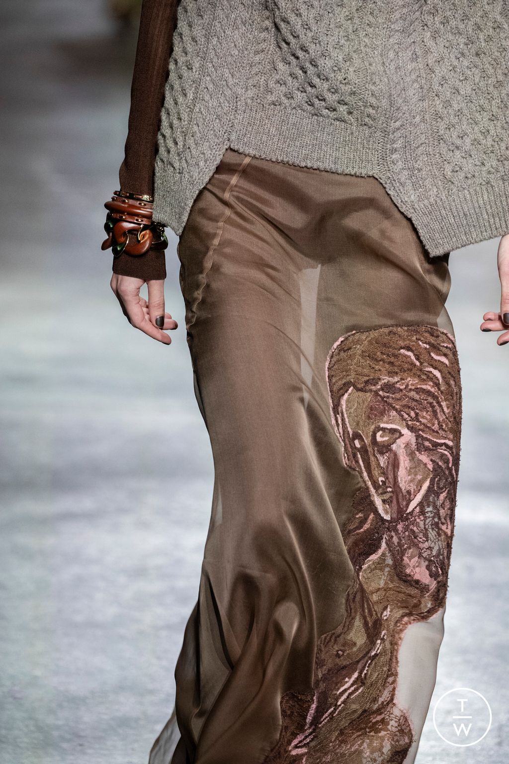 Fashion Week Milan Fall/Winter 2024 look 86 de la collection Fendi womenswear accessories