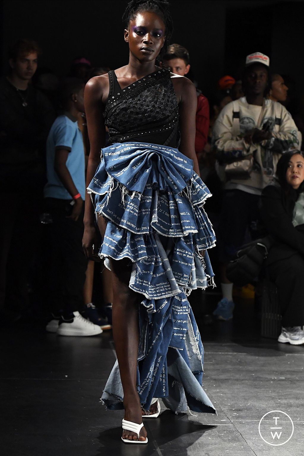 Fashion Week New York Spring/Summer 2023 look 37 de la collection Who Decides War womenswear