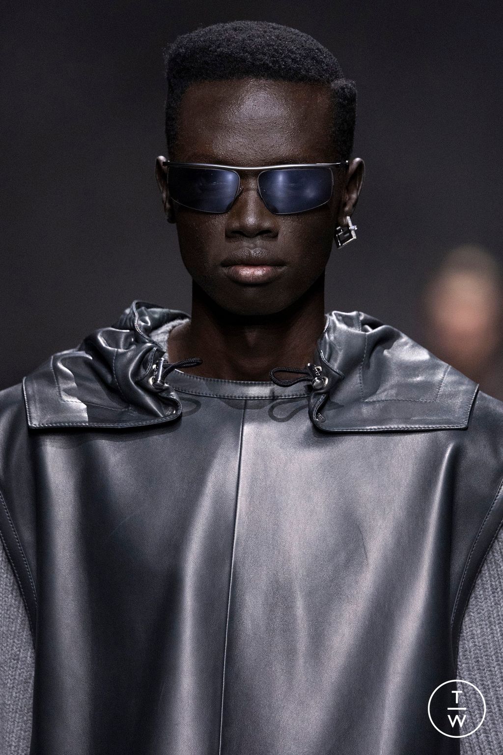 Fashion Week Paris Fall/Winter 2024 look 25 from the Fendi collection menswear accessories