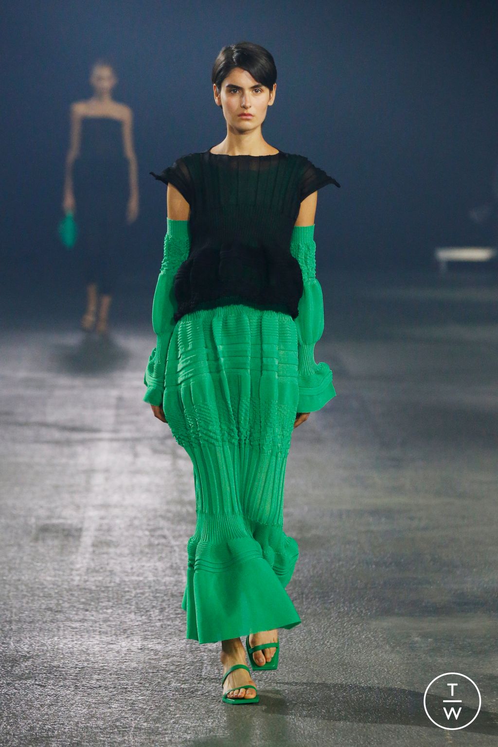 Fashion Week Paris Spring/Summer 2023 look 48 de la collection Issey Miyake womenswear