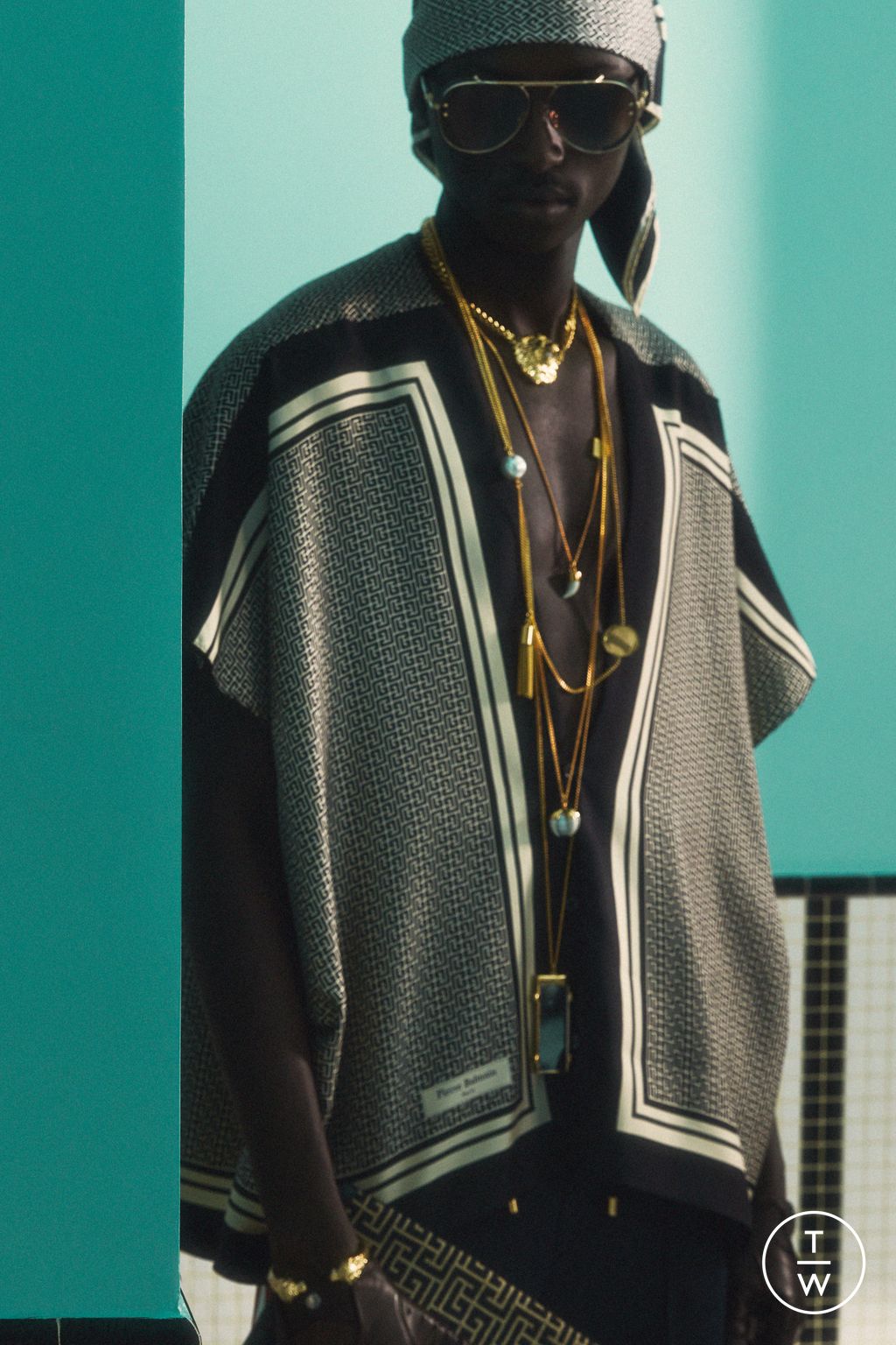 Fashion Week Paris Pre-Fall 2023 look 60 de la collection Balmain menswear