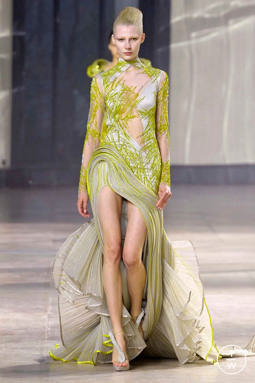 Fashion Week Paris Spring/Summer 2023 look 19 from the Gaurav Gupta collection couture