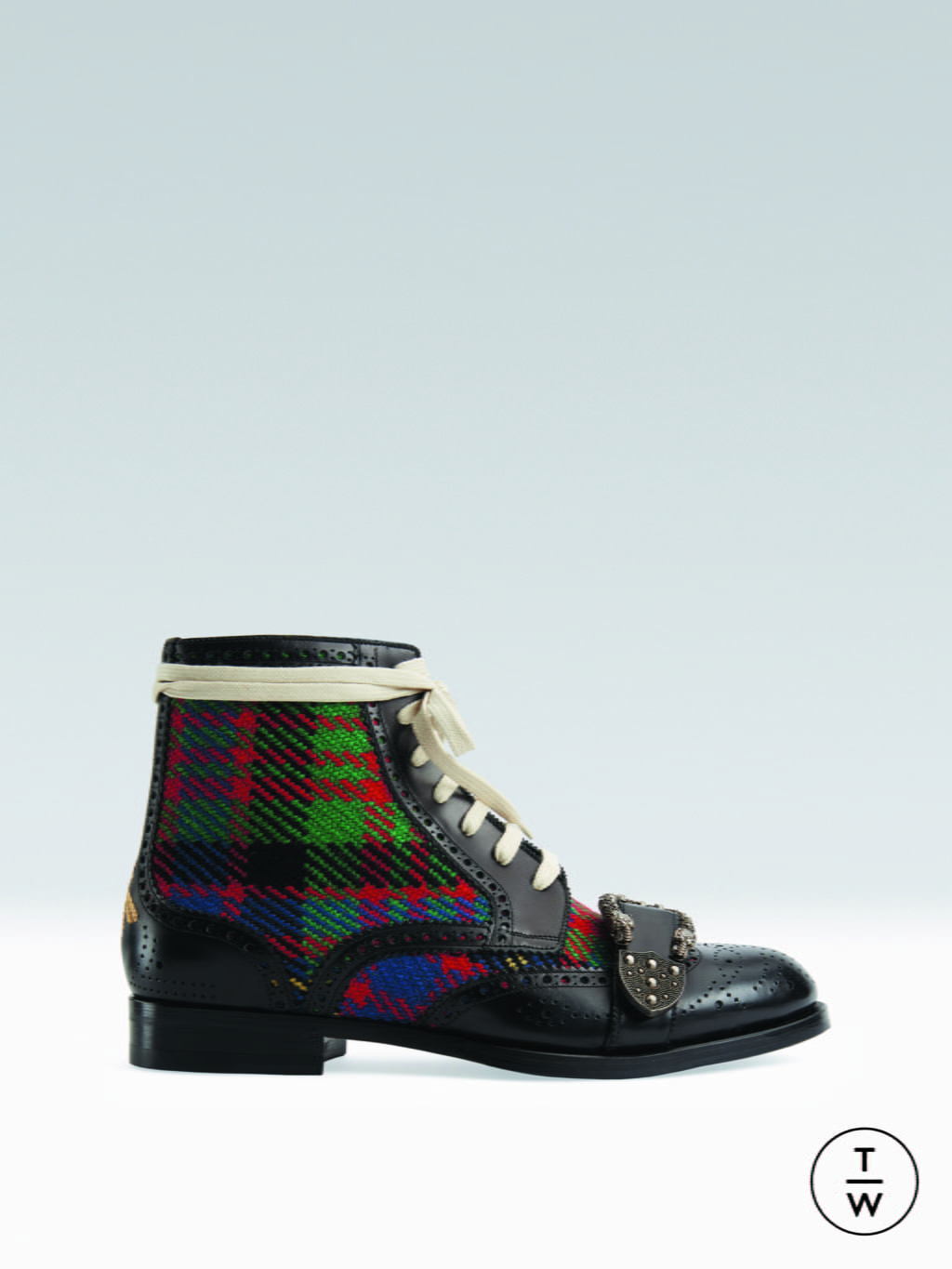 Fashion Week Milan Fall/Winter 2017 look 25 from the Gucci collection 男装配饰