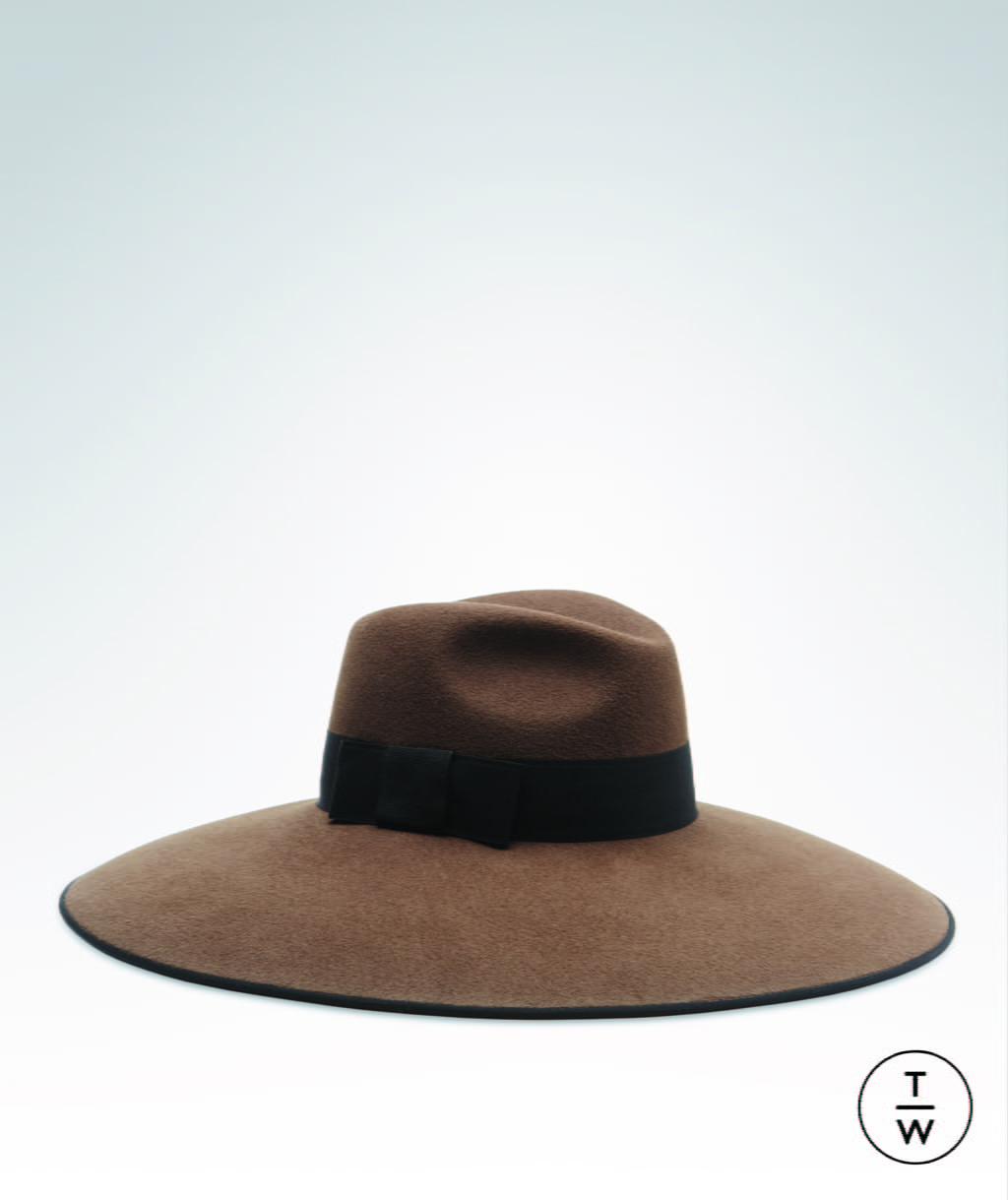 Fashion Week Milan Fall/Winter 2017 look 59 from the Gucci collection 男装配饰