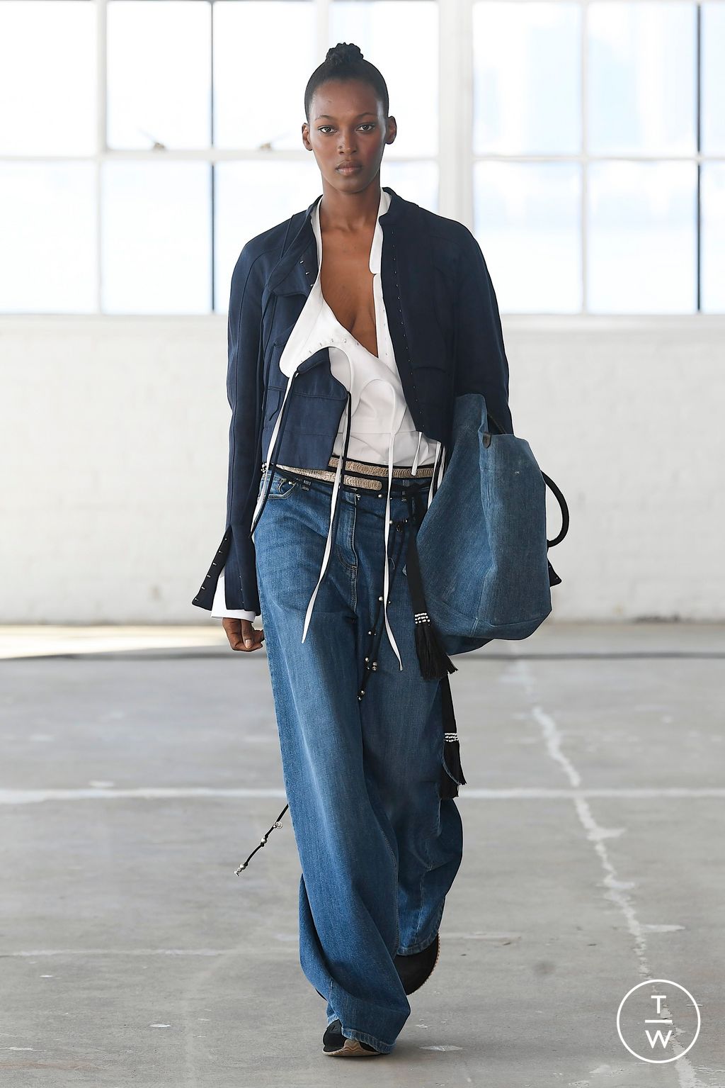 Fashion Week New York Spring/Summer 2023 look 18 from the Altuzarra collection womenswear