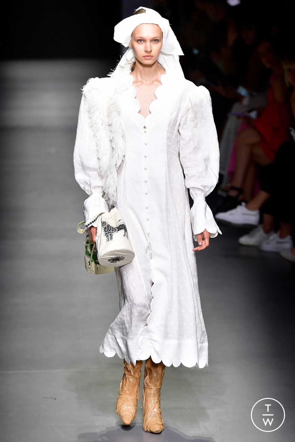 Fashion Week Milan Spring/Summer 2023 look 3 from the BUDAPEST SELECT collection womenswear