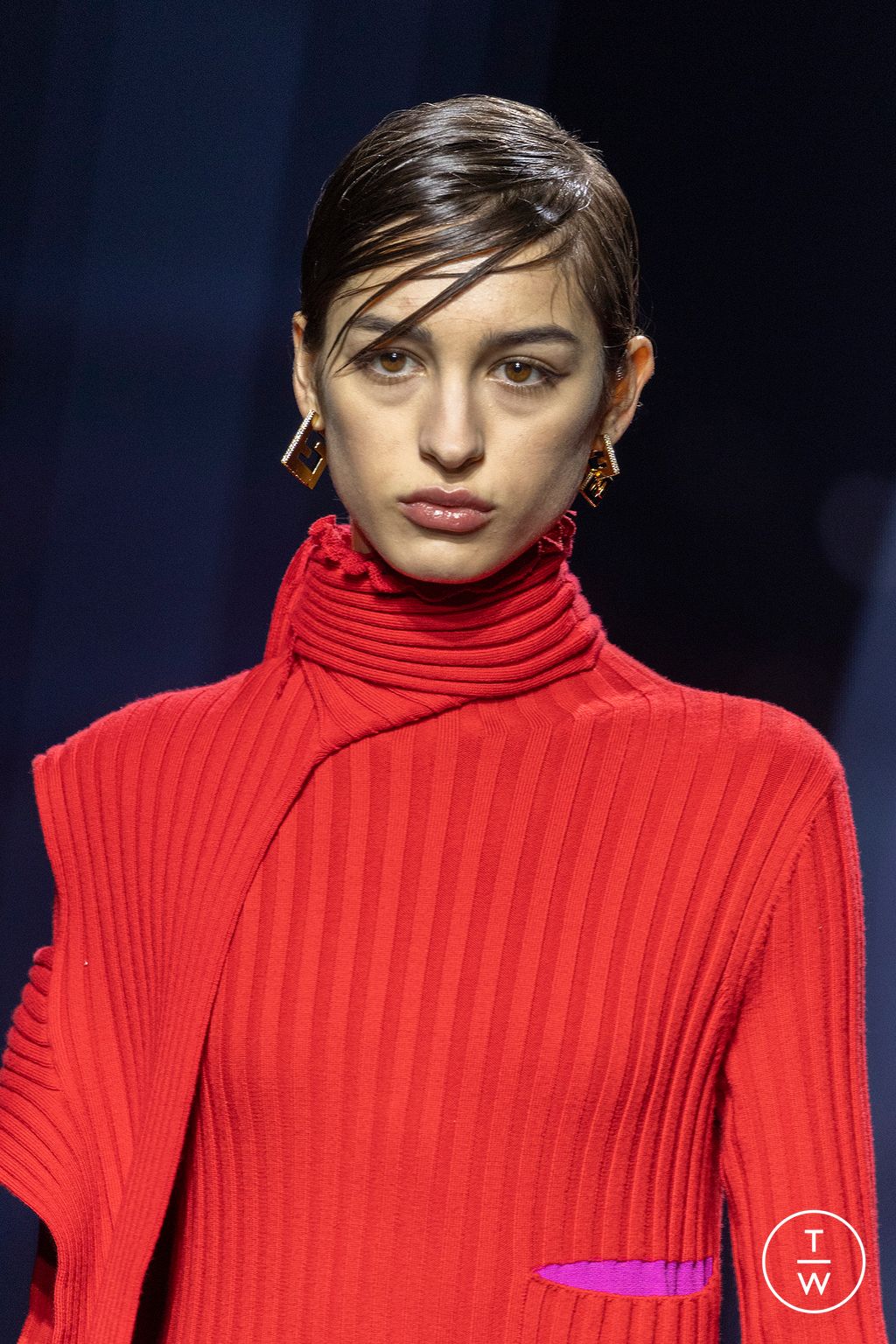 Fashion Week Milan Fall/Winter 2023 look 42 from the Fendi collection womenswear accessories