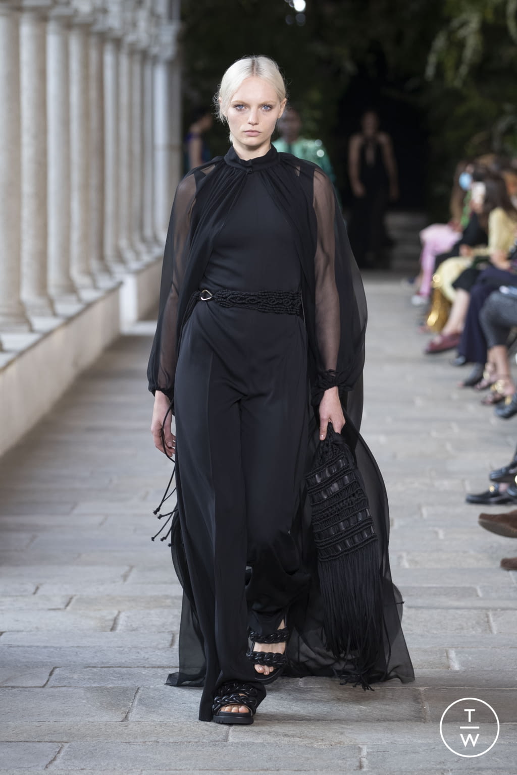 Fashion Week Milan Spring/Summer 2022 look 49 de la collection Alberta Ferretti womenswear