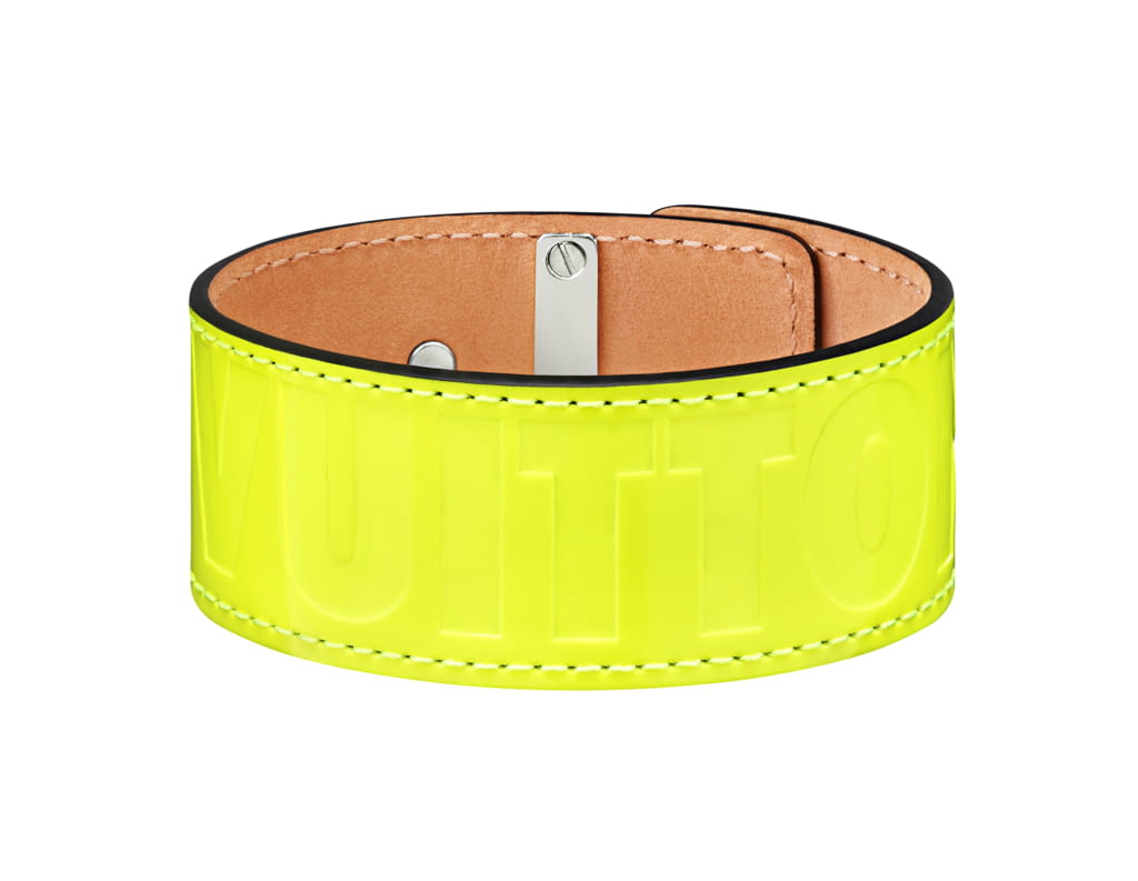 Fashion Week Paris Fall/Winter 2018 look 48 from the Louis Vuitton collection 男装配饰