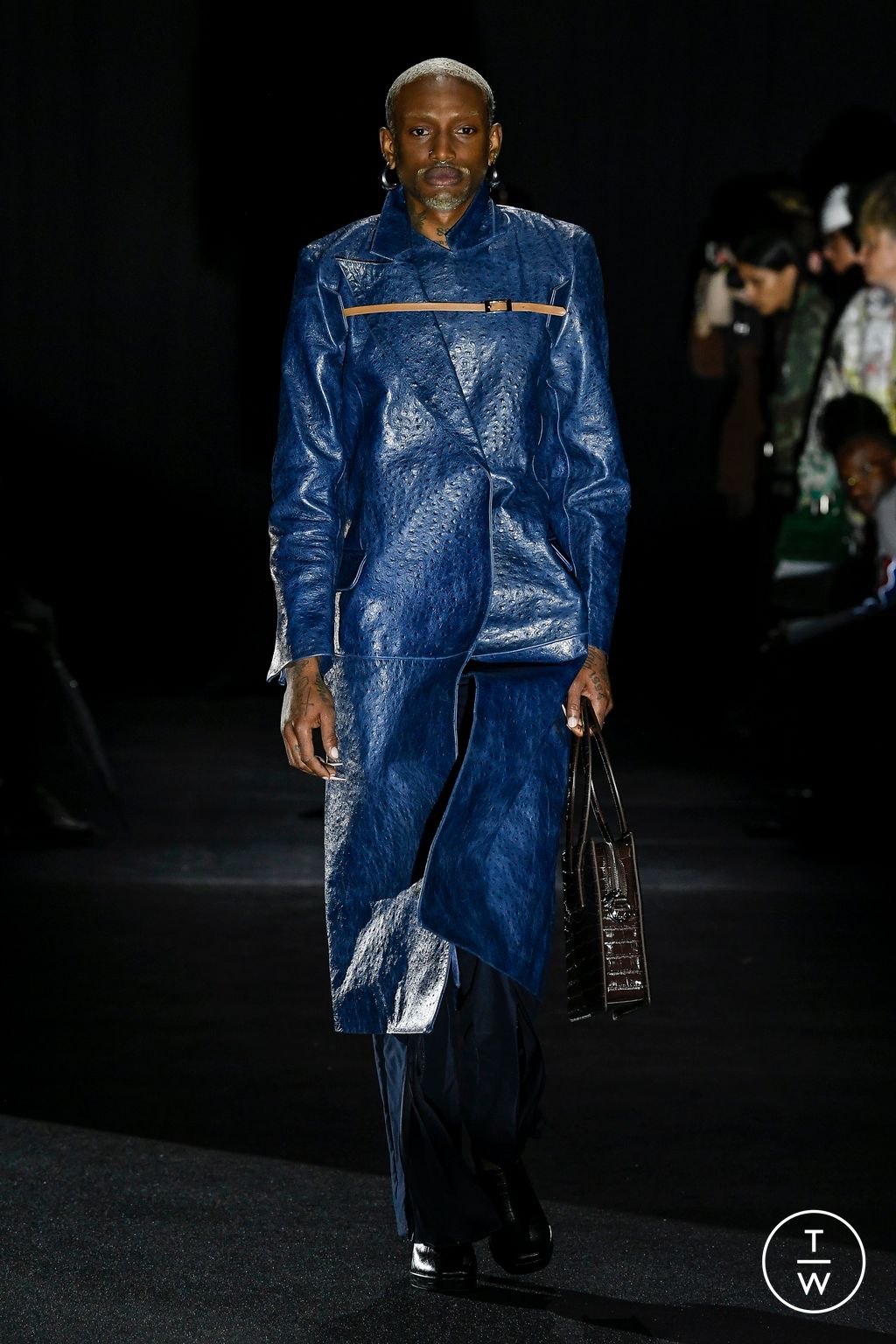 Fashion Week New York Spring/Summer 2023 look 20 from the Luar collection 女装