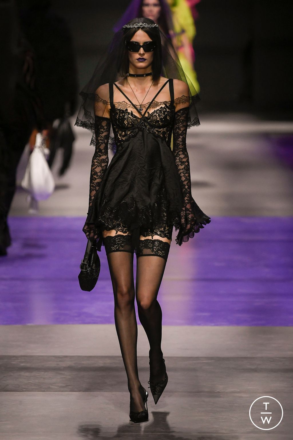 Fashion Week Milan Spring/Summer 2023 look 50 de la collection Versace womenswear