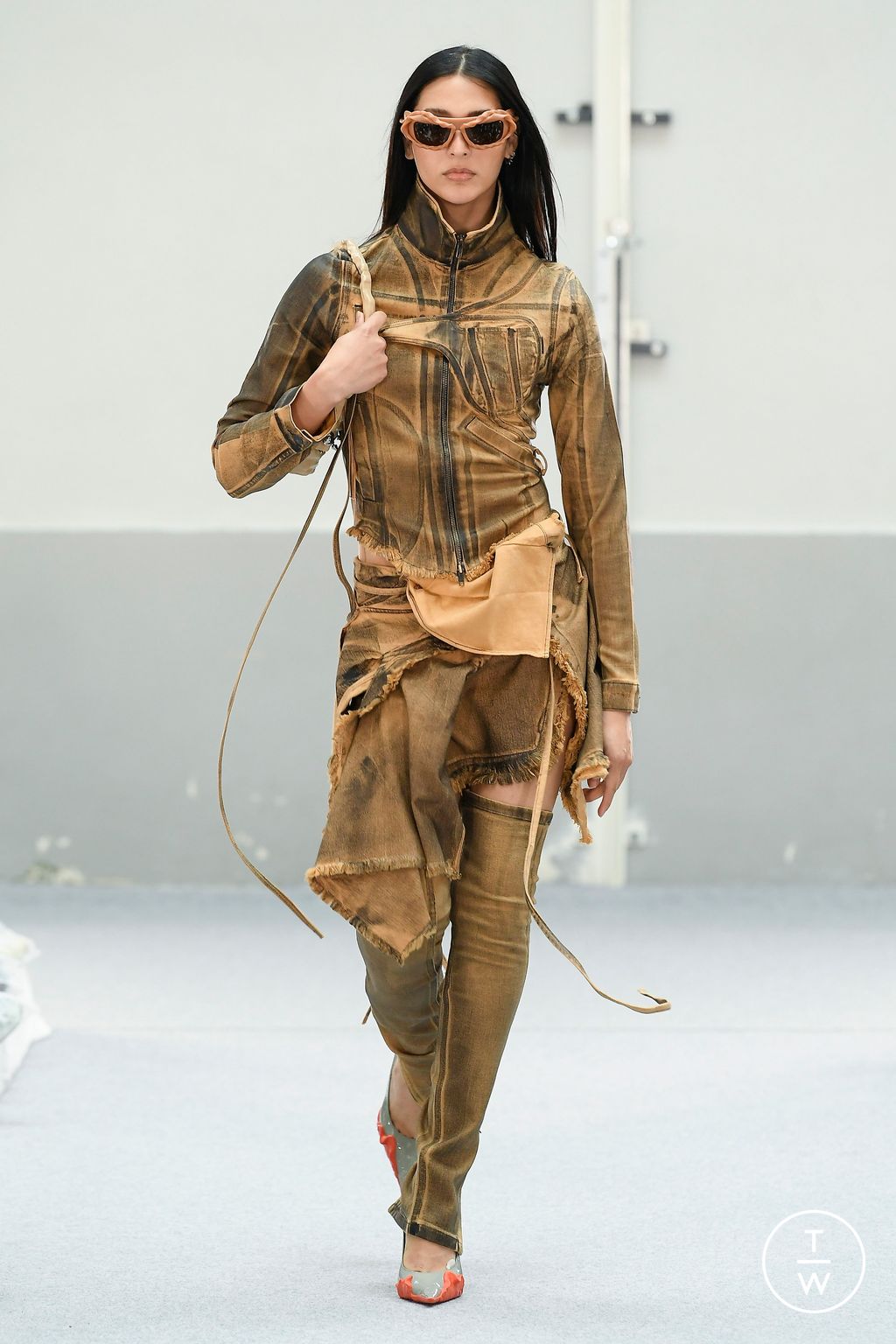 Fashion Week Paris Spring/Summer 2023 look 19 from the Ottolinger collection 女装