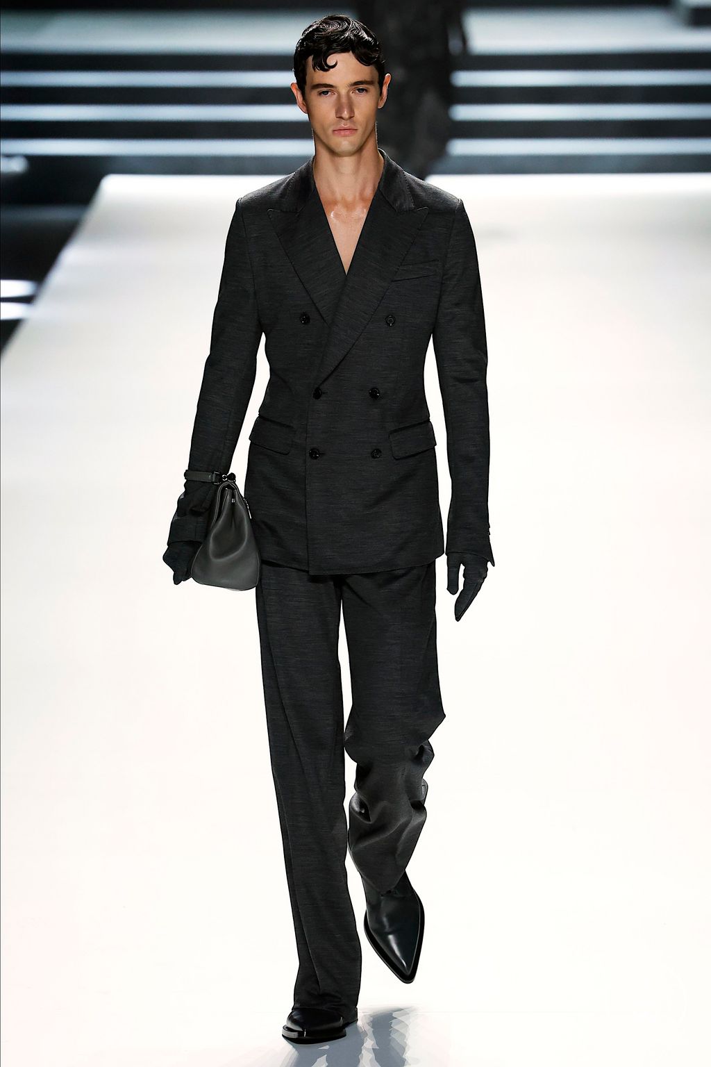 Fashion Week Milan Fall/Winter 2023 look 52 from the Dolce & Gabbana collection menswear