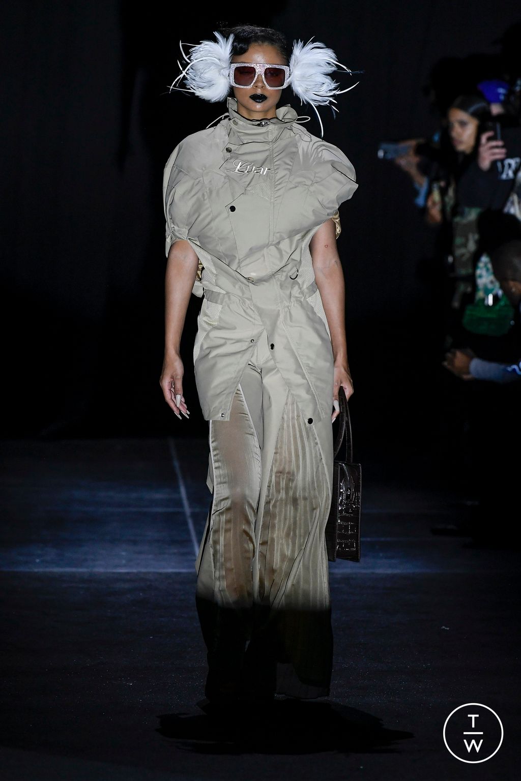 Fashion Week New York Spring/Summer 2023 look 7 from the Luar collection 女装