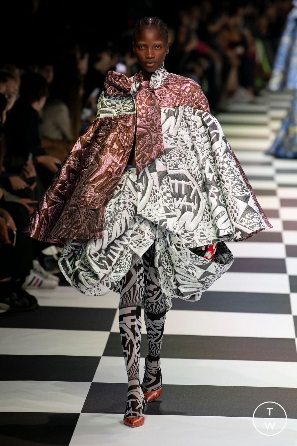 Fashion Week Milan Spring/Summer 2023 look 31 from the Matty Bovan collection 女装