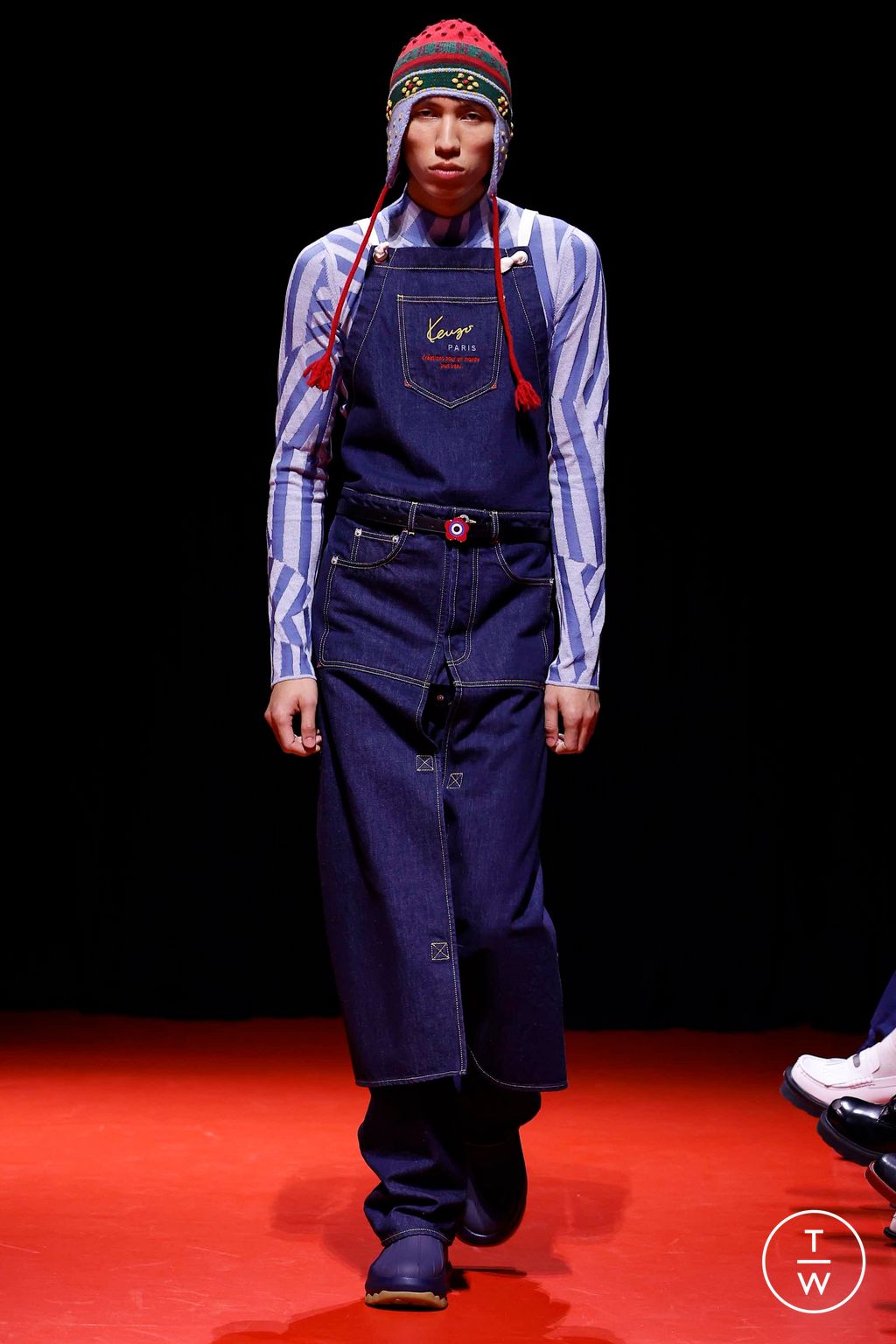 Fashion Week Paris Fall/Winter 2023 look 18 from the Kenzo collection 男装