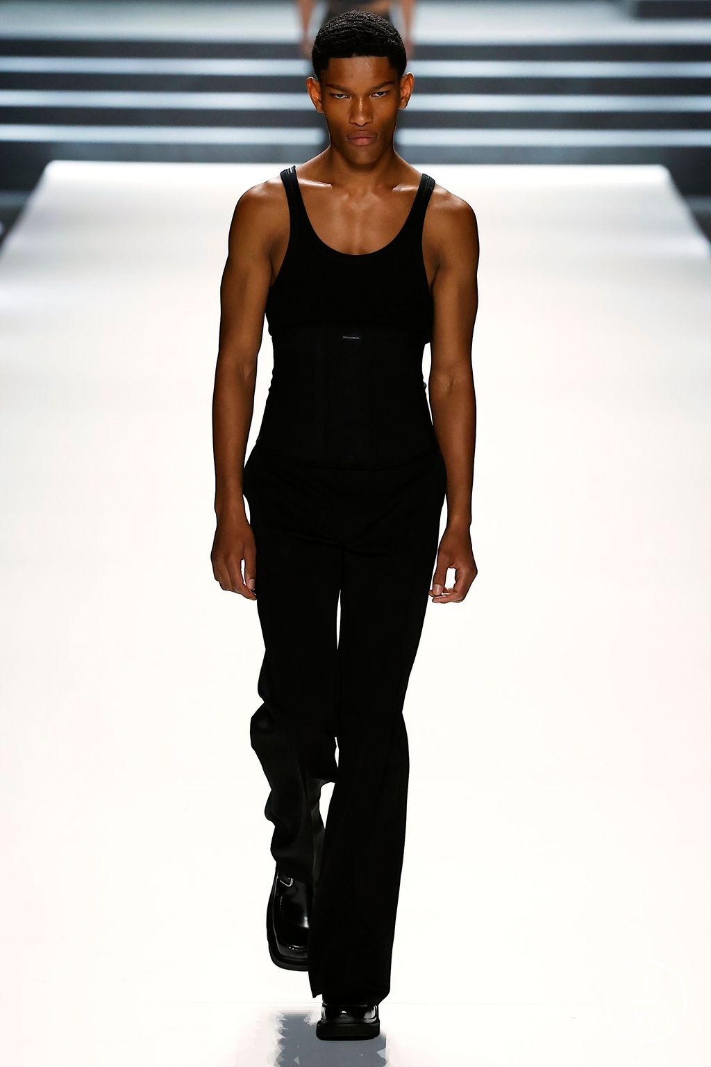 Fashion Week Milan Fall/Winter 2023 look 21 de la collection Dolce & Gabbana menswear