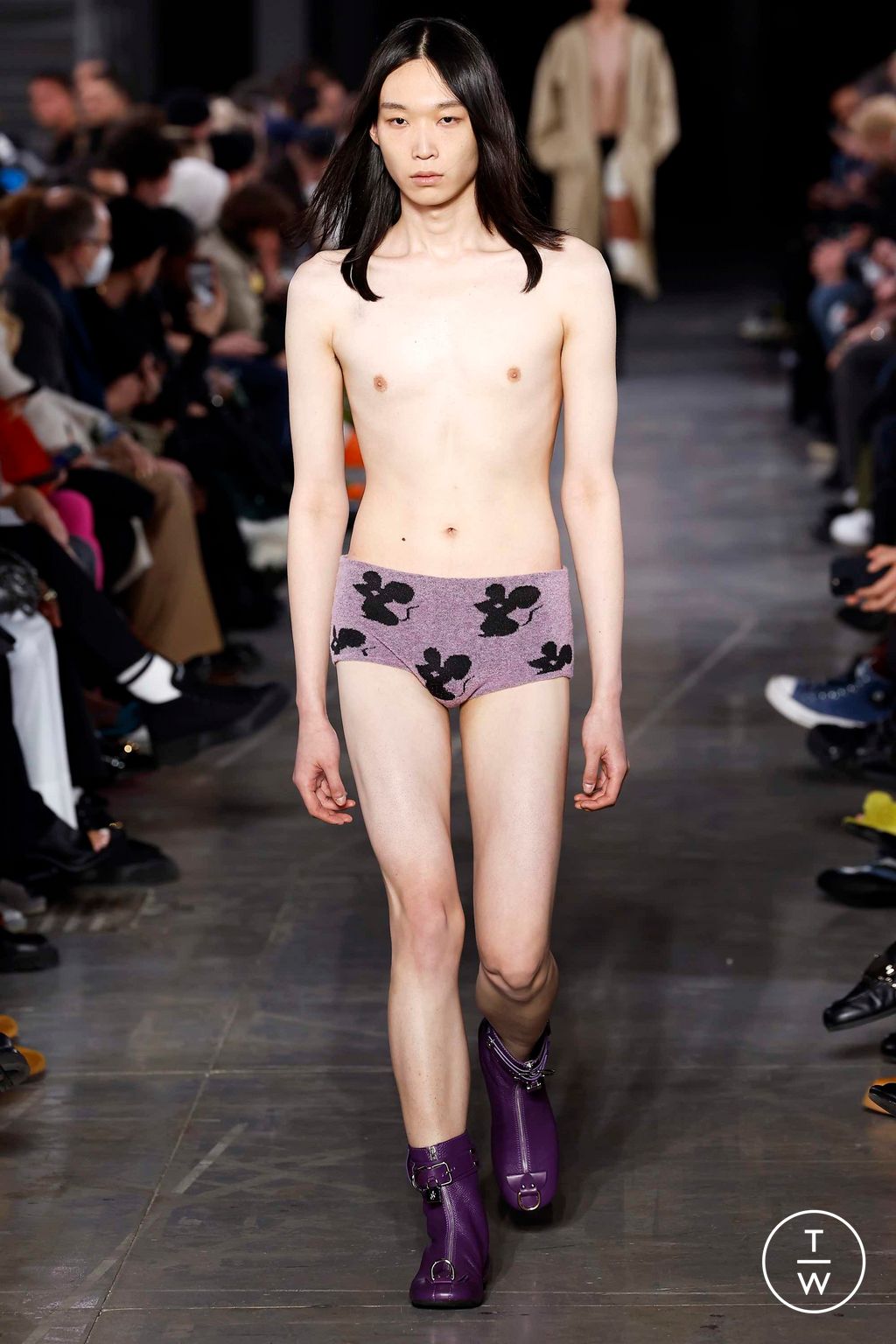 Fashion Week Milan Fall/Winter 2023 look 12 de la collection JW Anderson menswear