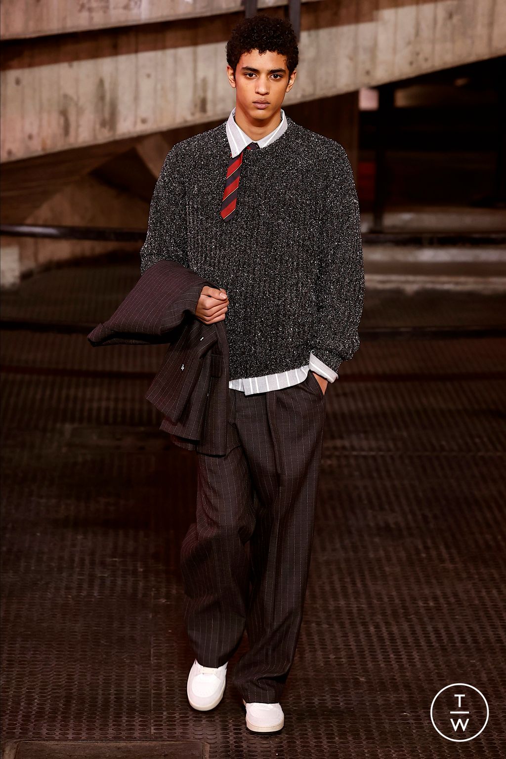 Fashion Week Milan Fall/Winter 2023 look 2 from the MSGM collection menswear