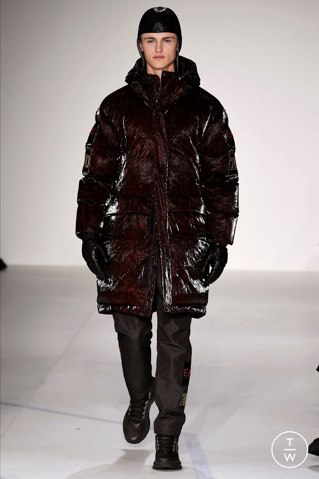 Fashion Week Milan Fall/Winter 2023 look 47 from the Emporio Armani collection 男装