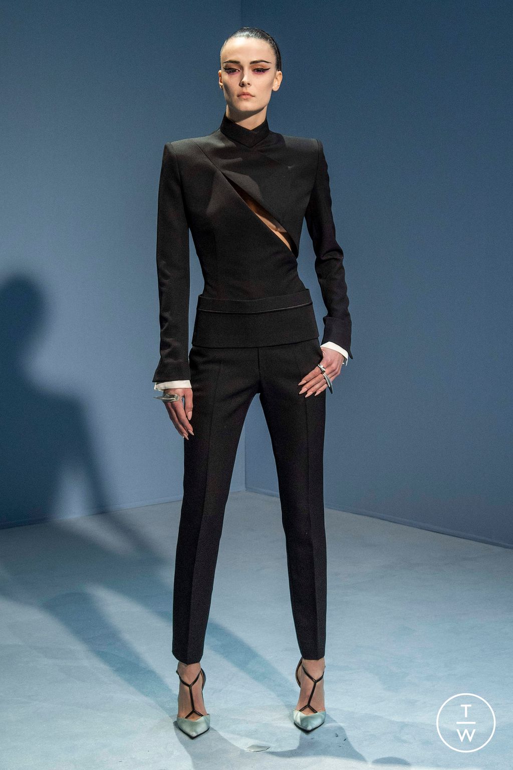 Fashion Week Paris Spring/Summer 2023 look 21 from the Jean Paul Gaultier collection 高级定制
