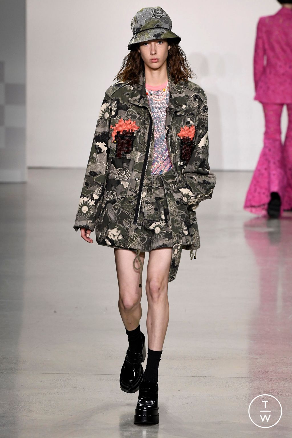 Fashion Week New York Spring/Summer 2023 look 28 from the Vivienne Tam collection womenswear