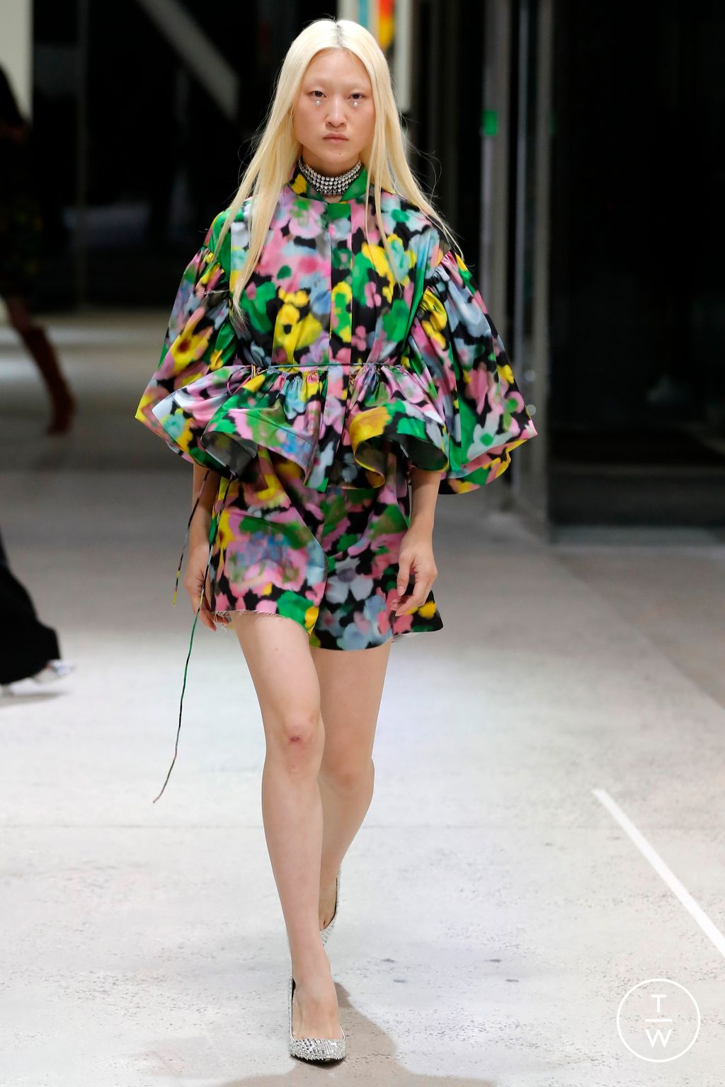 Fashion Week Paris Spring/Summer 2023 look 32 from the AZ Factory collection 女装