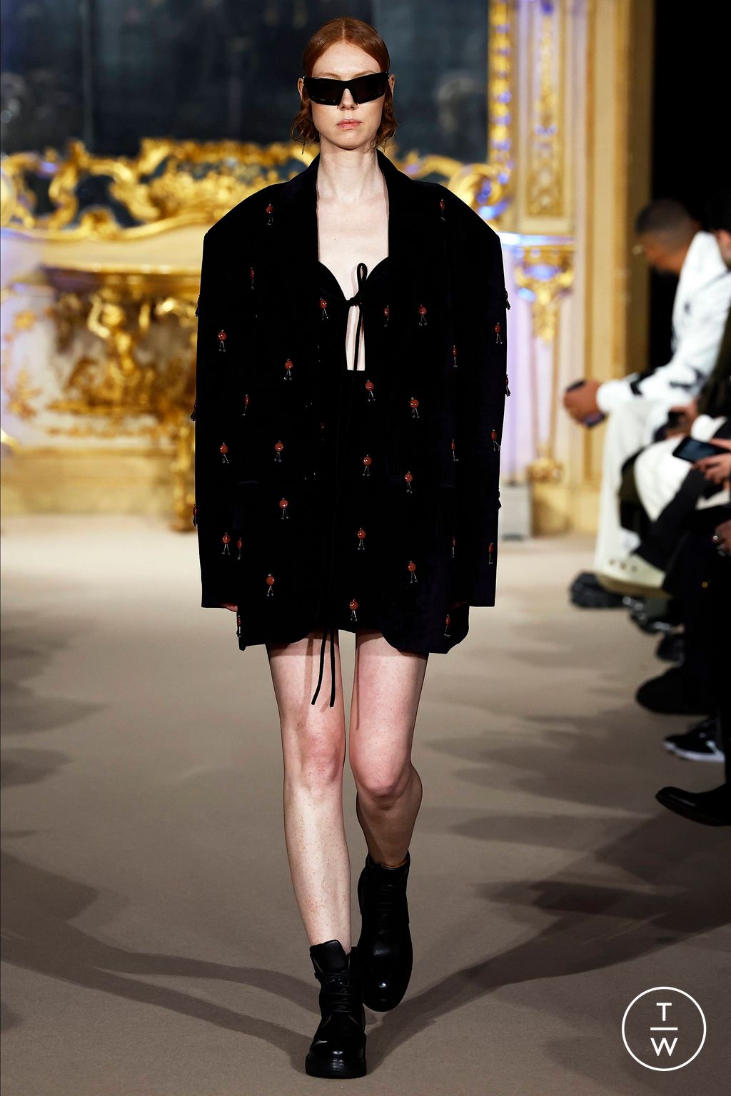Fashion Week Milan Fall/Winter 2023 look 35 de la collection Dhruv-Kapoor menswear
