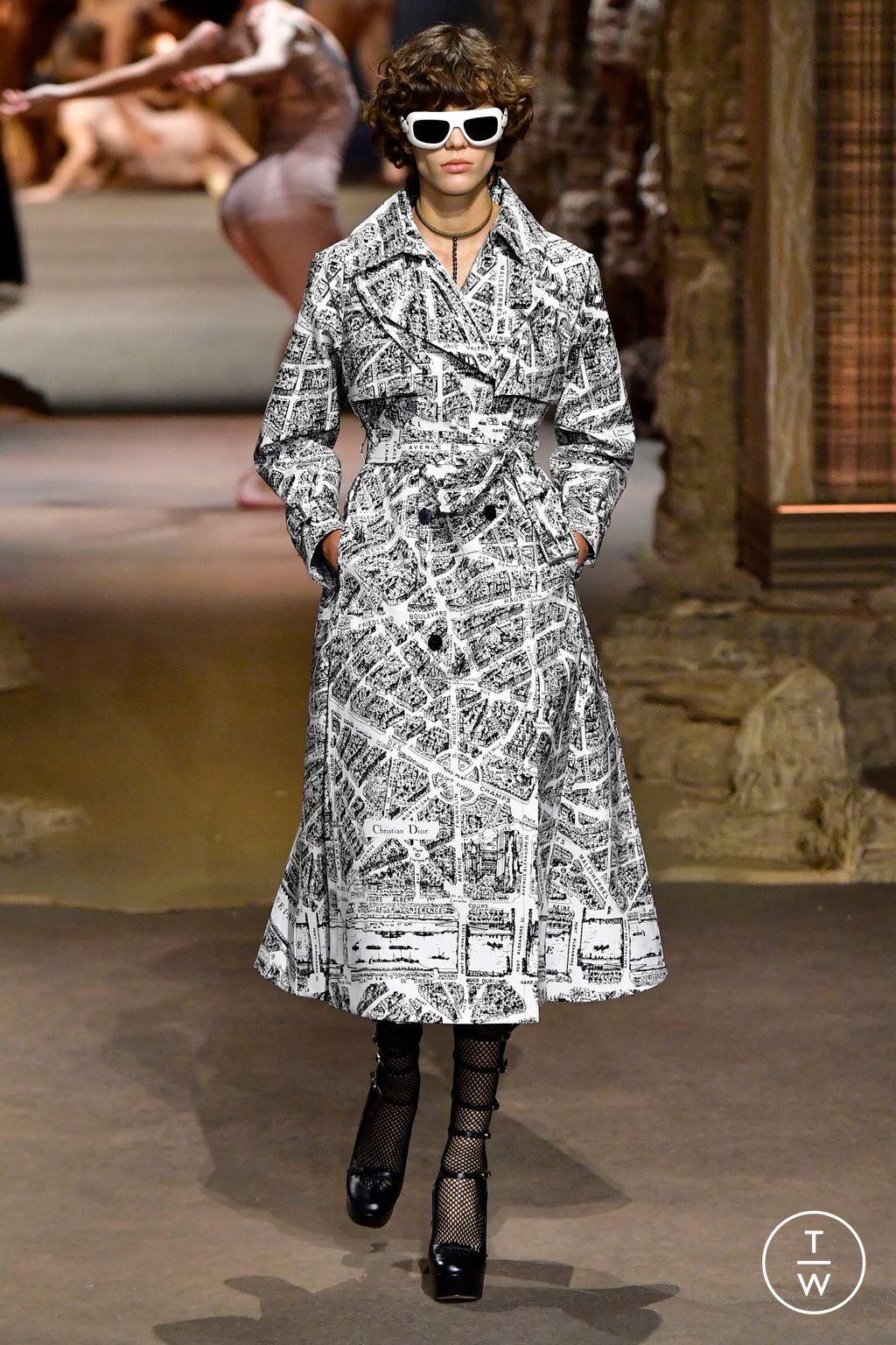 Fashion Week Paris Spring/Summer 2023 look 7 from the Christian Dior collection 女装