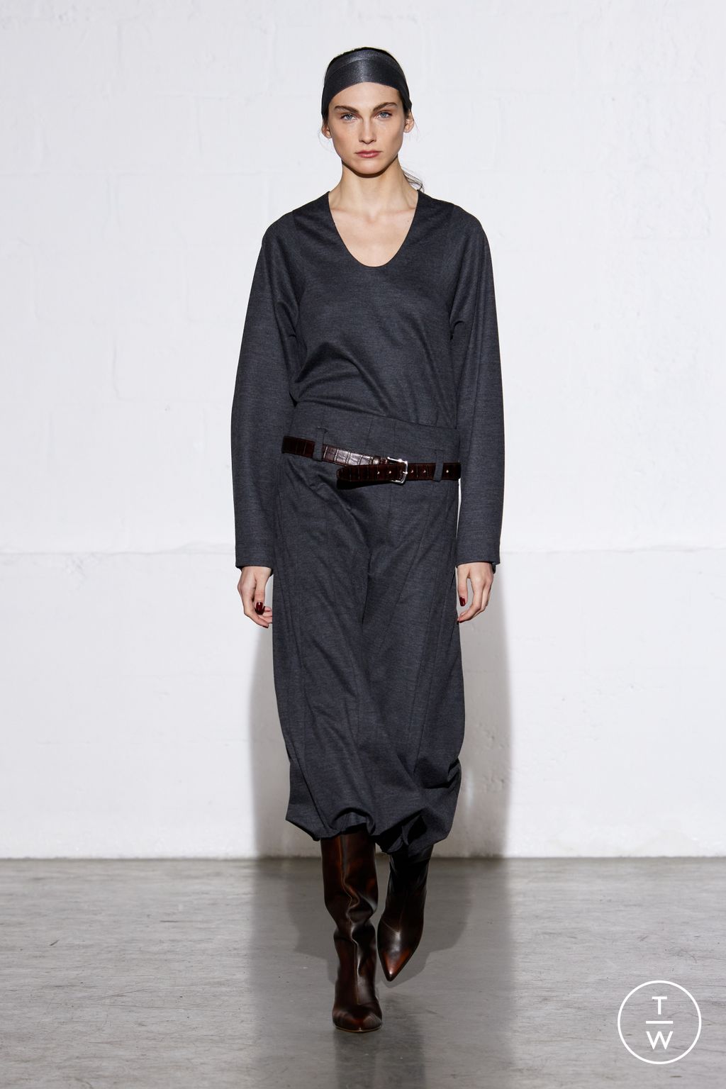 Fashion Week New York Fall/Winter 2024 look 4 from the Tibi collection womenswear