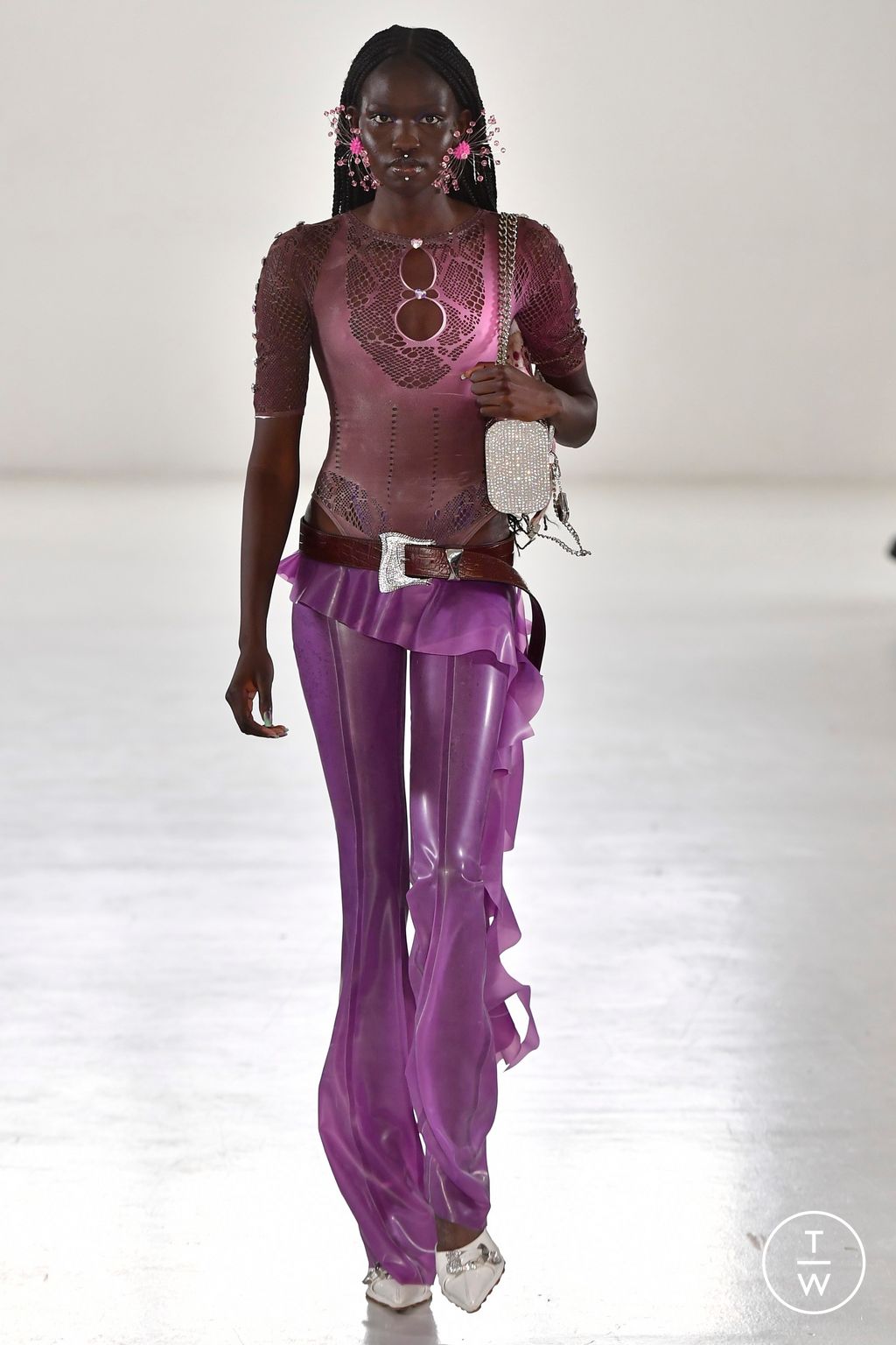 Fashion Week London Spring/Summer 2023 look 6 from the Poster Girl collection womenswear