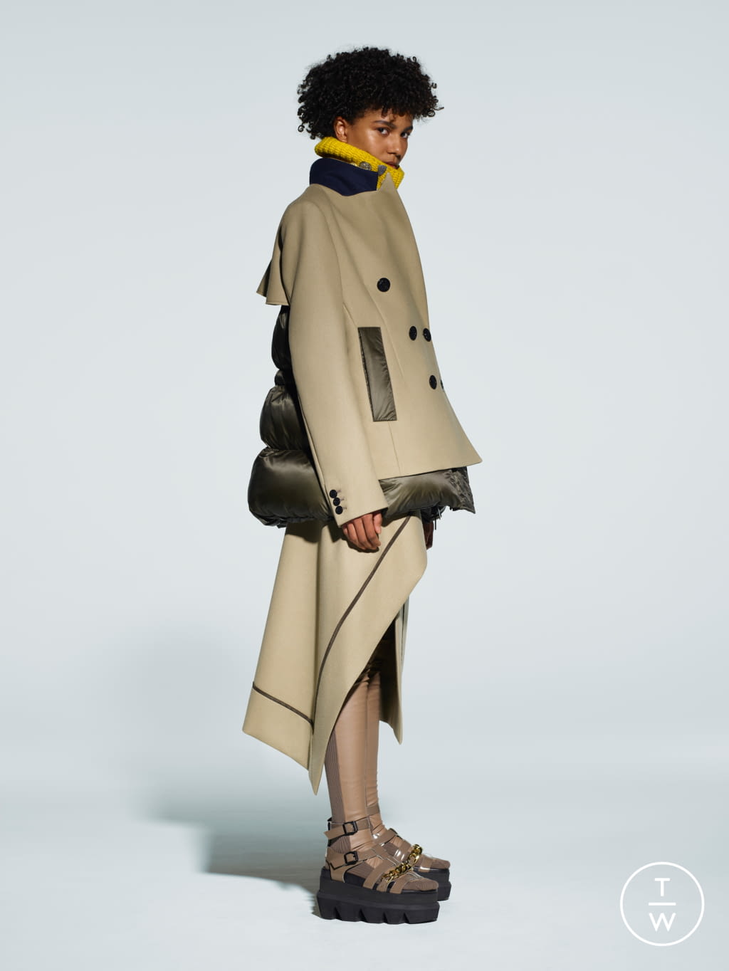 Fashion Week Paris Pre-Fall 2021 look 5 from the Sacai collection 女装