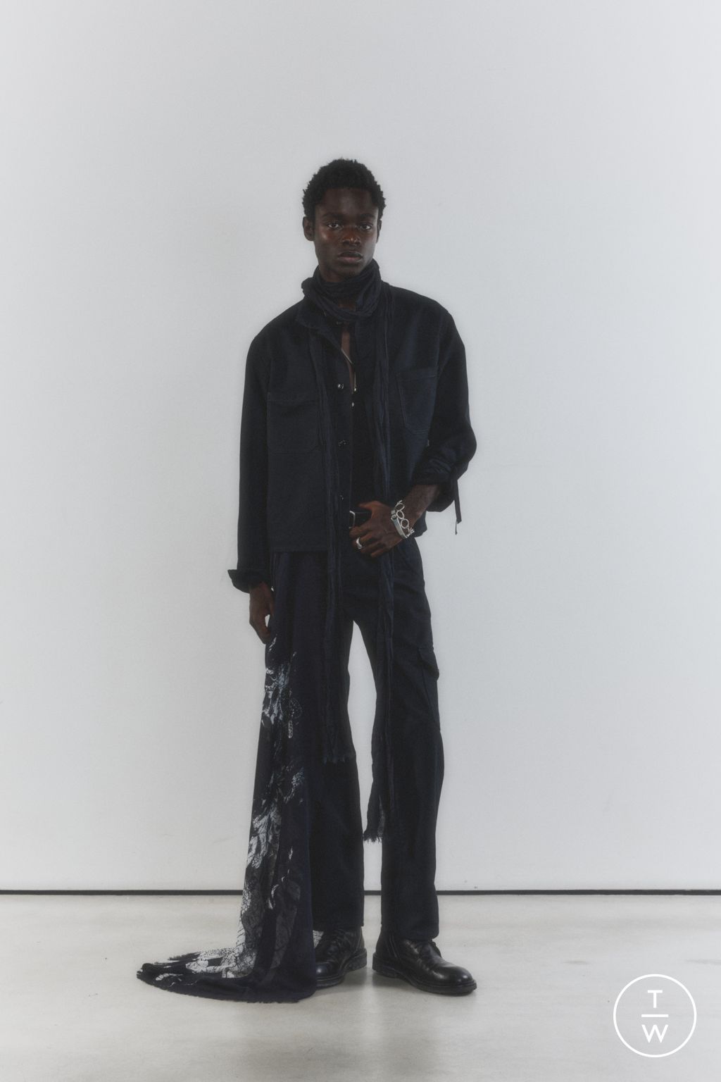 Fashion Week Paris Resort 2026 look 5 from the Ann Demeulemeester collection womenswear