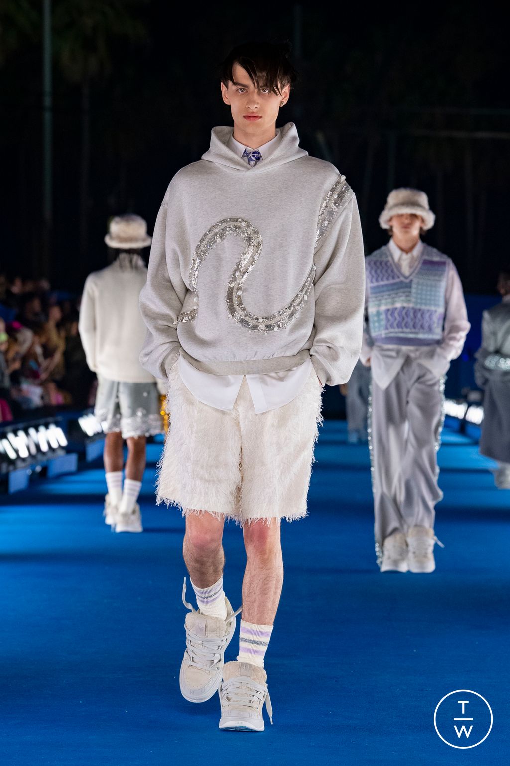 Fashion Week Paris Resort 2023 look 5 from the Dior Homme collection menswear