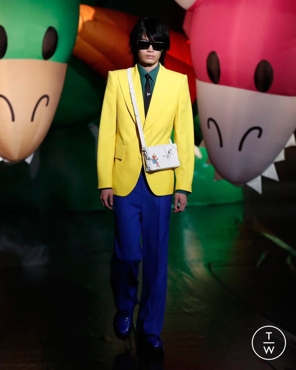 Fashion Week Paris Spring/Summer 2021 look 66 from the Louis Vuitton collection 男装