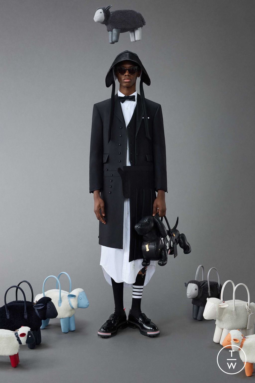 Fashion Week New York Resort 2024 look 50 from the Thom Browne collection menswear