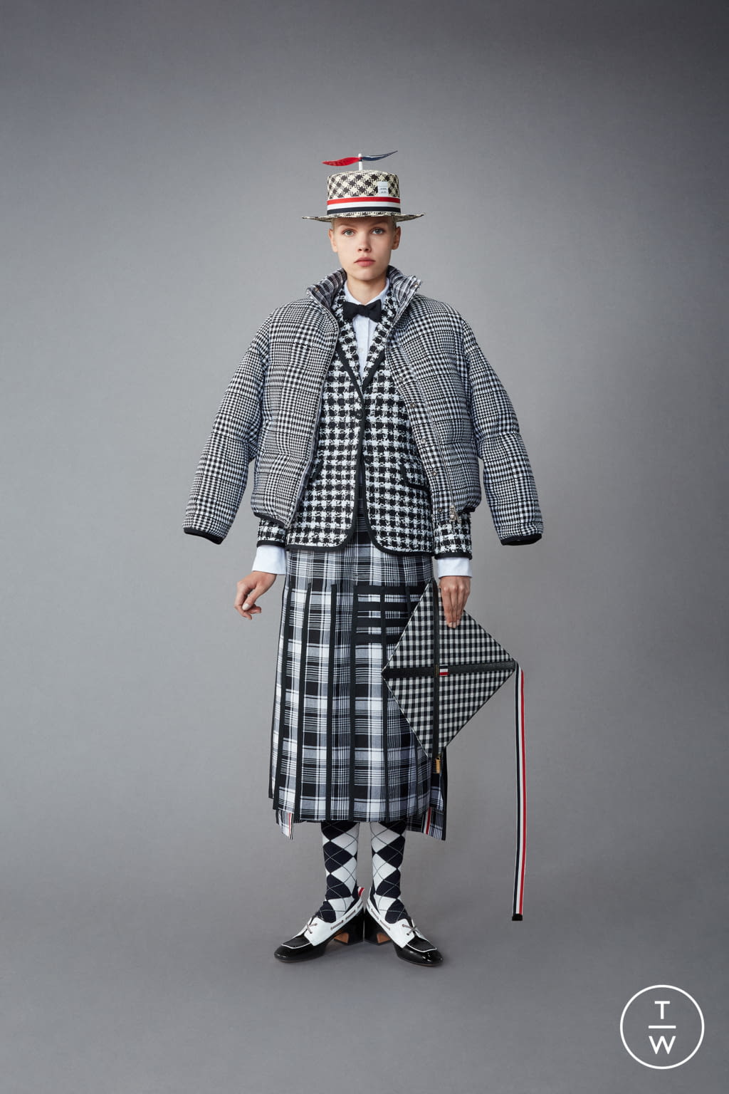 Fashion Week Paris Resort 2022 look 50 from the Thom Browne collection 女装
