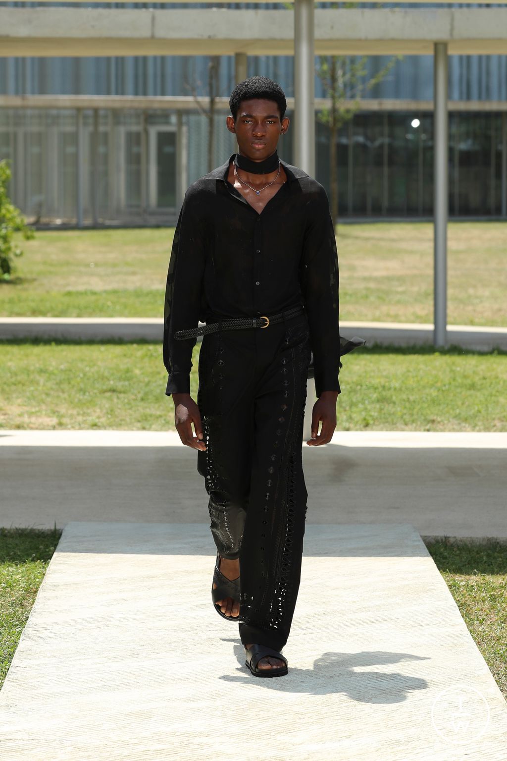 Fashion Week Milan Spring/Summer 2023 look 50 de la collection Etro menswear