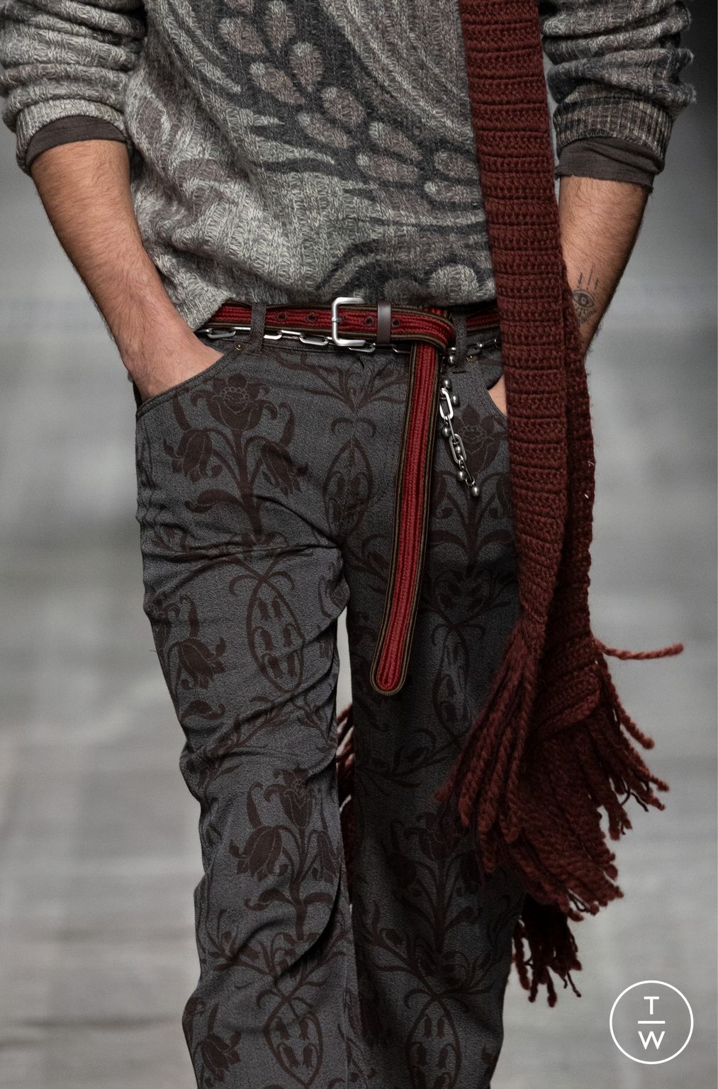 Fashion Week Milan Fall/Winter 2025 look 50 de la collection Etro womenswear accessories