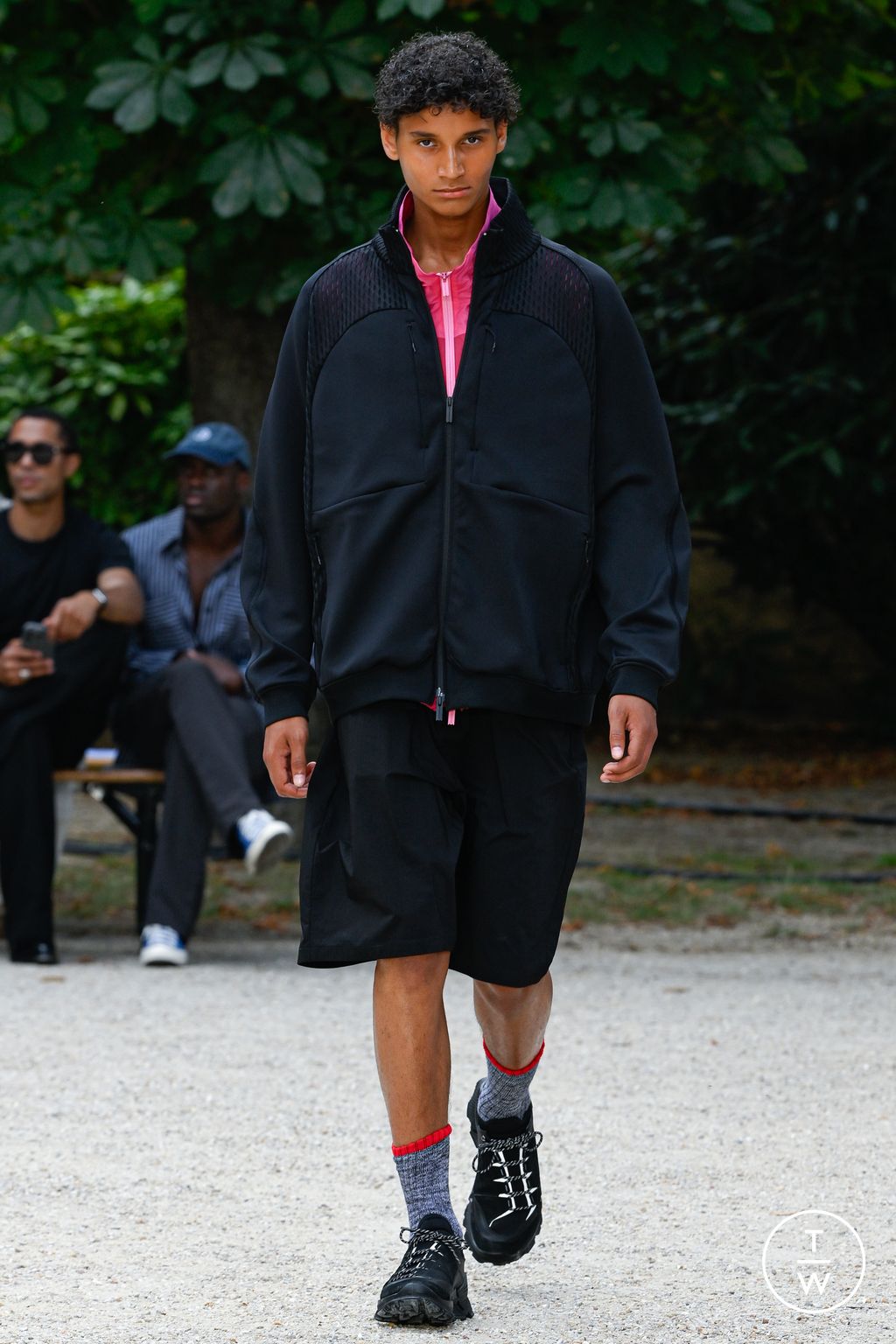 Fashion Week Paris Spring/Summer 2026 look 50 de la collection White Mountaineering menswear