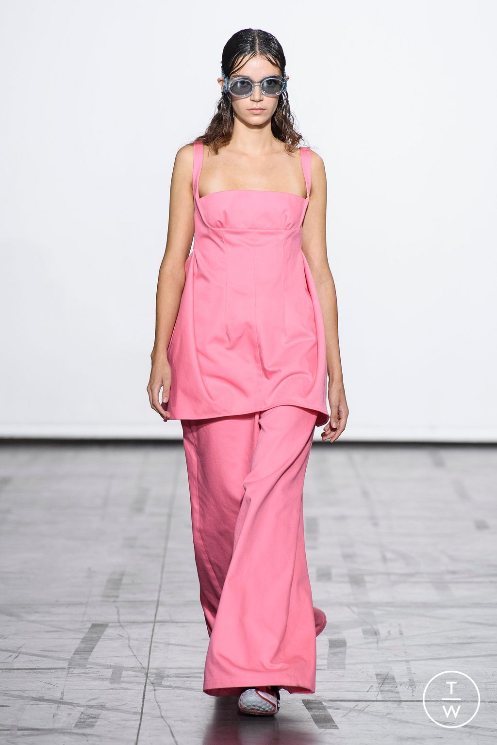 Fashion Week Paris Spring/Summer 2023 look 22 from the Maitrepierre collection womenswear