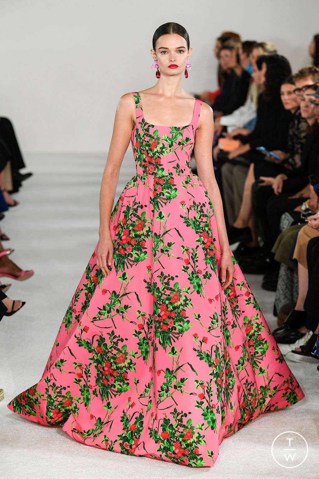 Fashion Week New York Spring/Summer 2023 look 15 de la collection Carolina Herrera womenswear