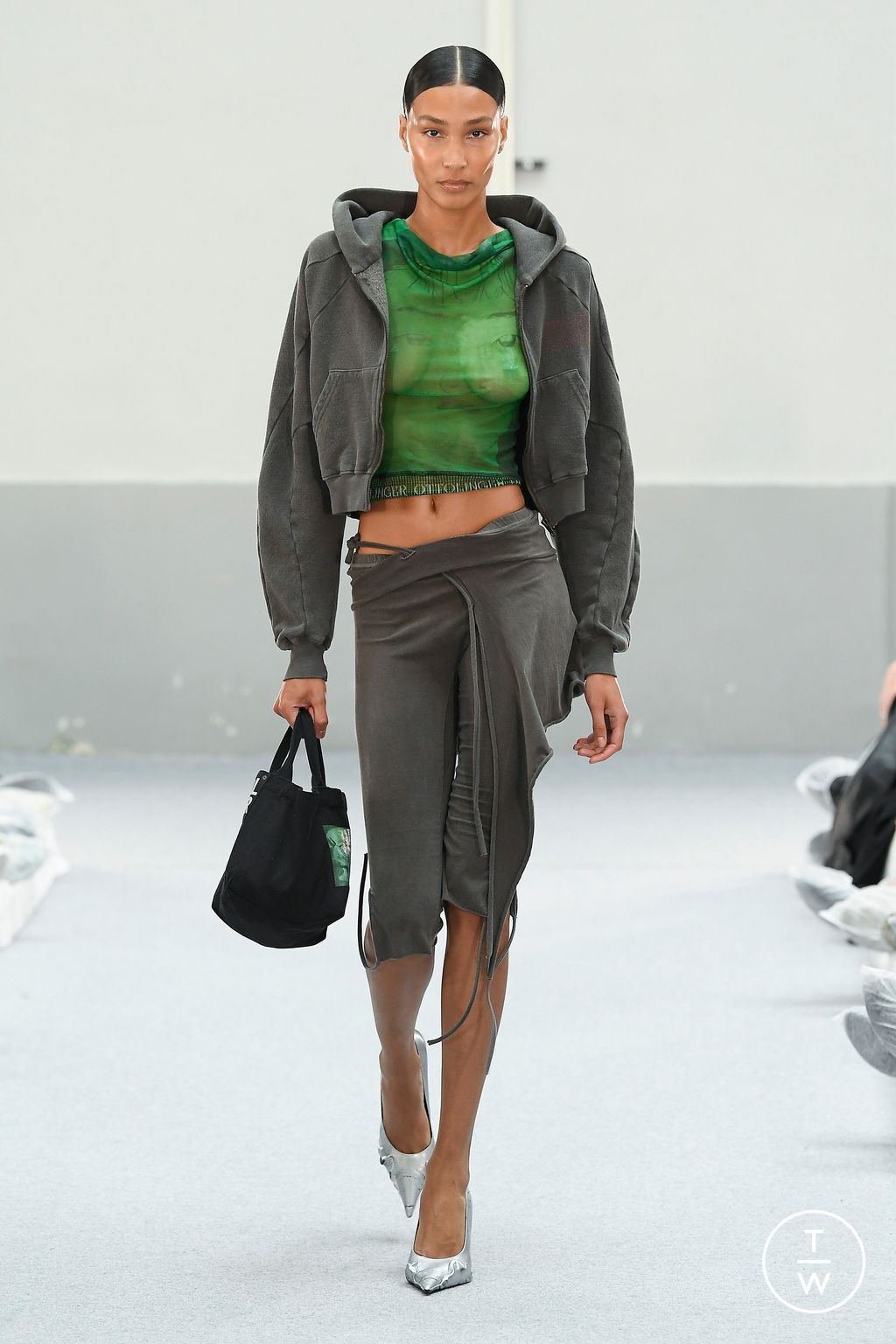 Fashion Week Paris Spring/Summer 2023 look 16 de la collection Ottolinger womenswear