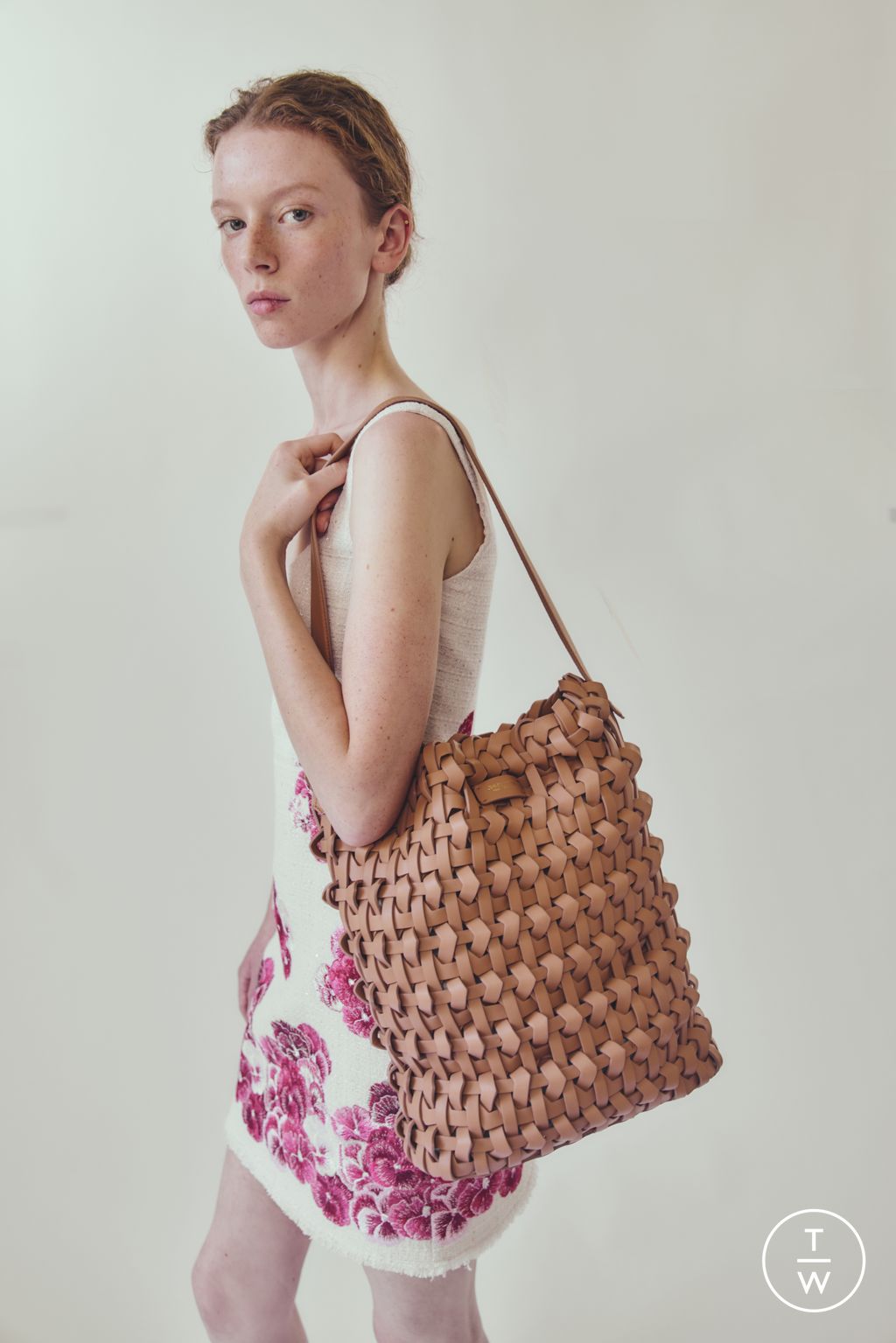 Fashion Week Paris Resort 2026 look 50 de la collection Giambattista Valli womenswear