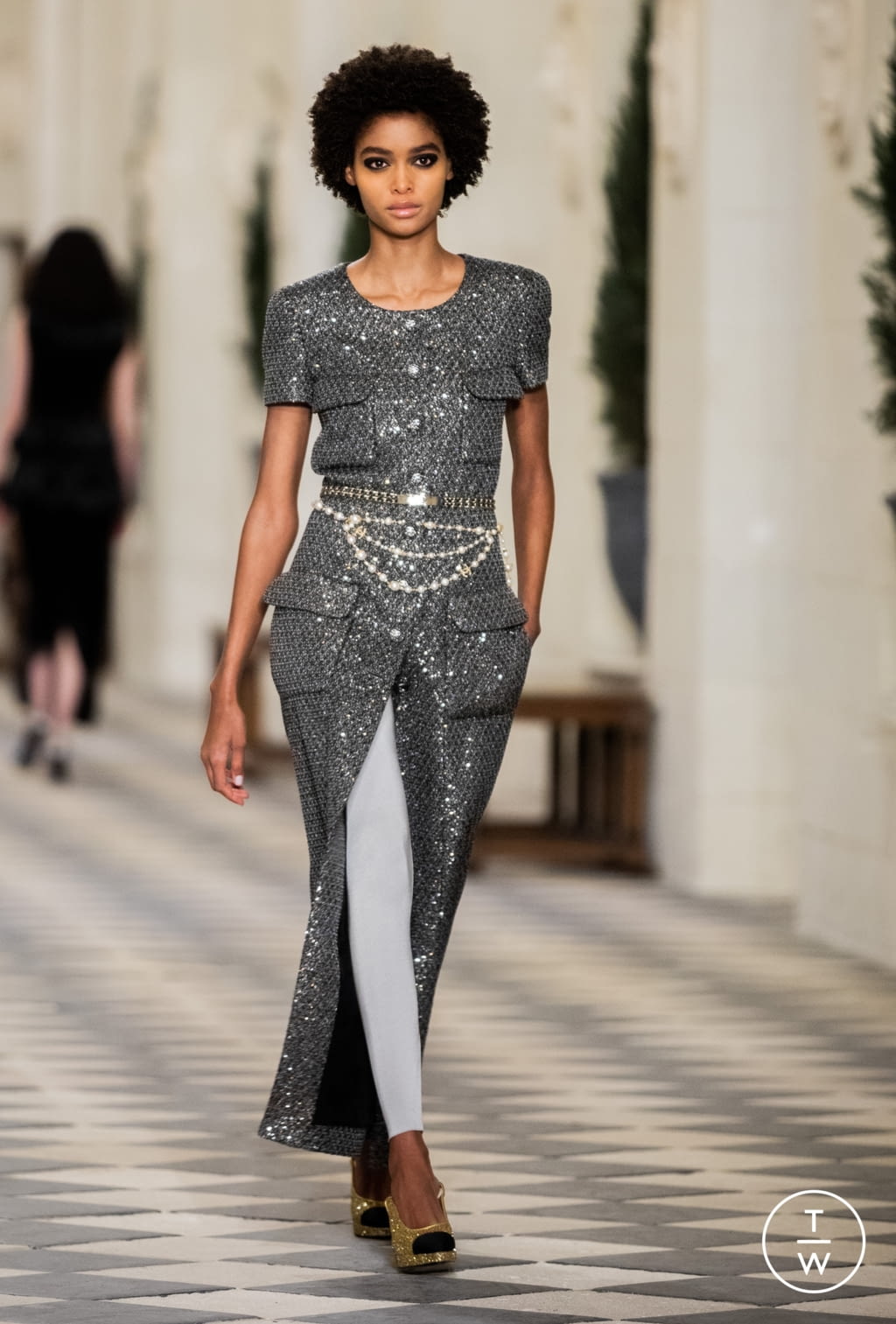 Fashion Week Paris Pre-Fall 2021 look 51 from the Chanel collection 女装