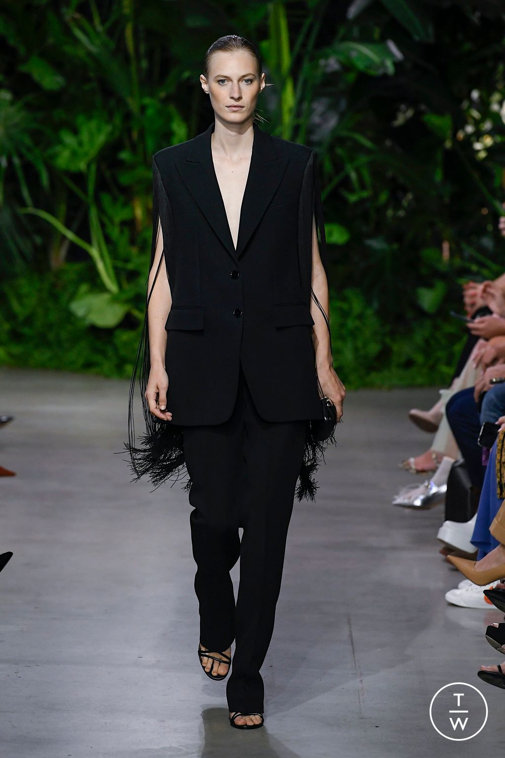 Fashion Week New York Spring/Summer 2023 look 23 de la collection Michael Kors Collection womenswear